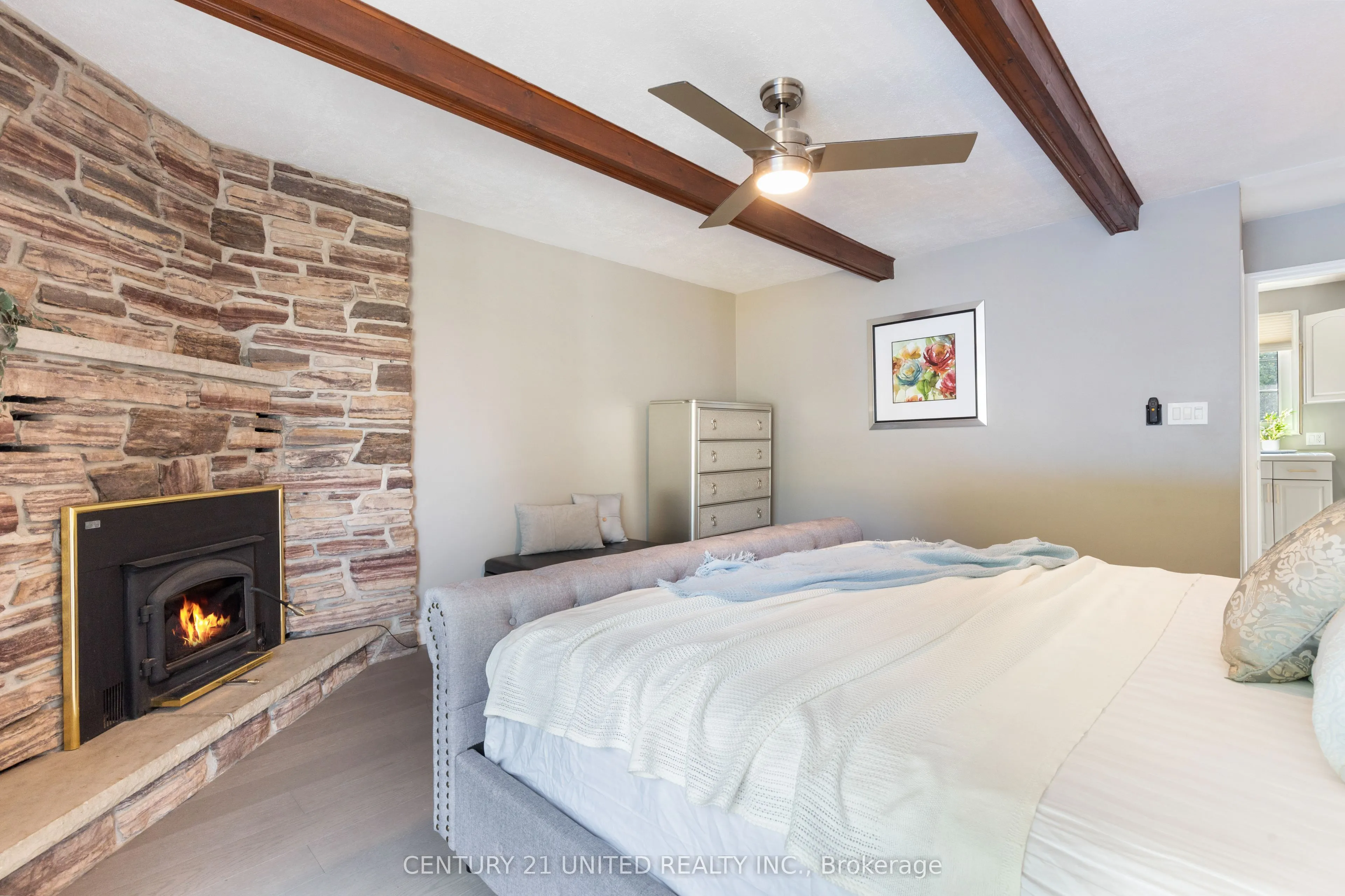1143 Connaught Drive