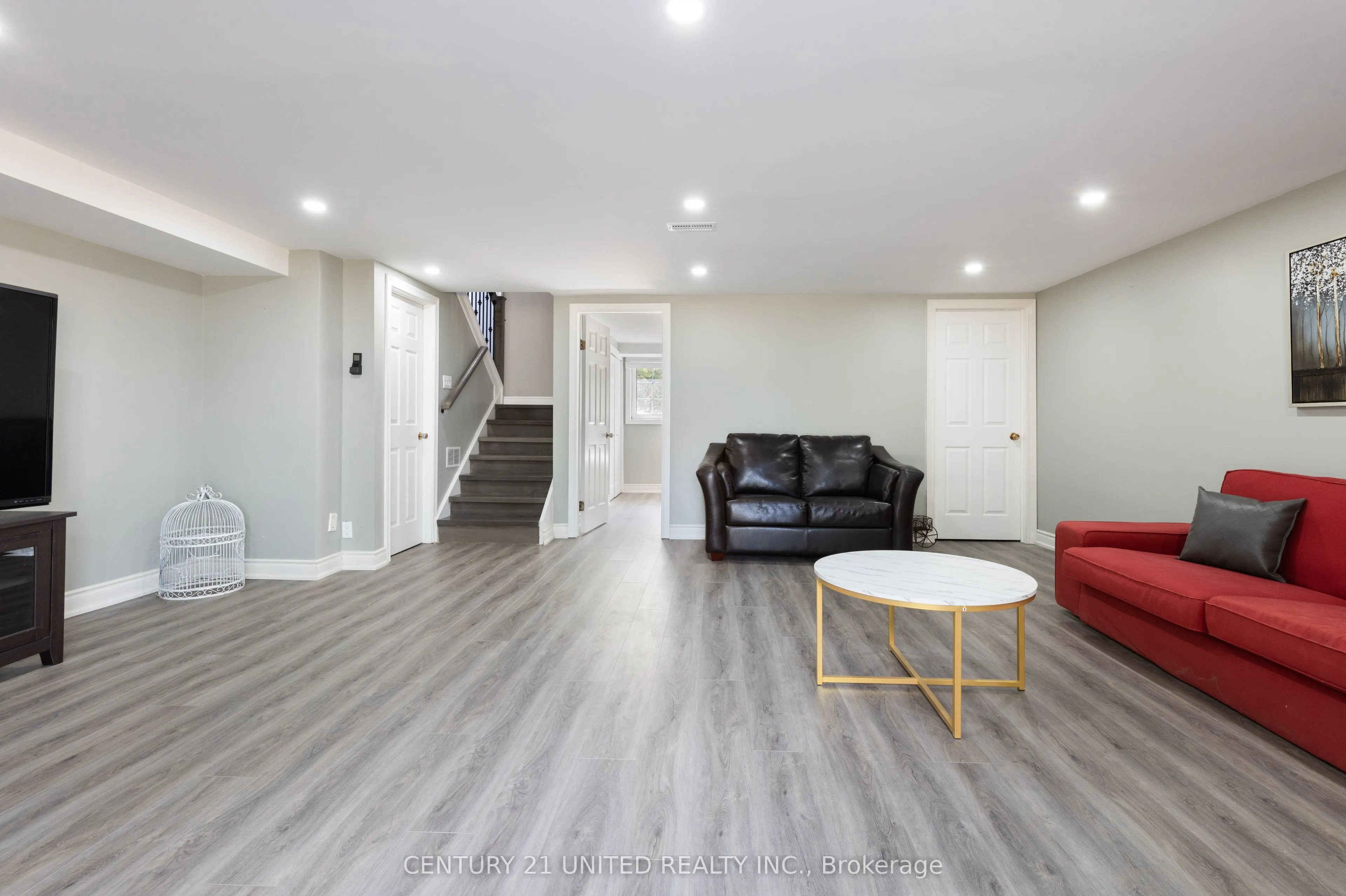 1143 Connaught Drive