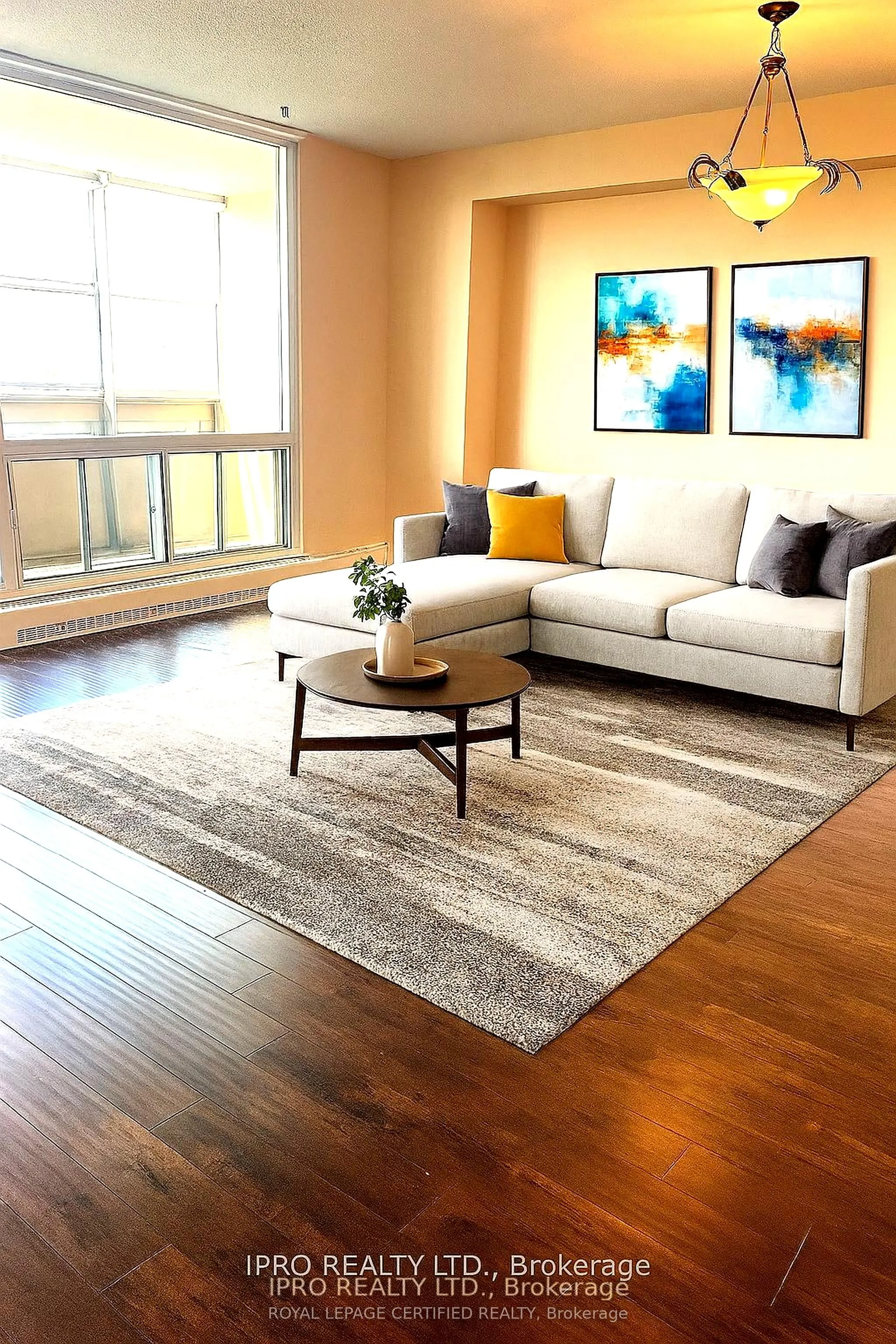 225 Harvard Place, #1202