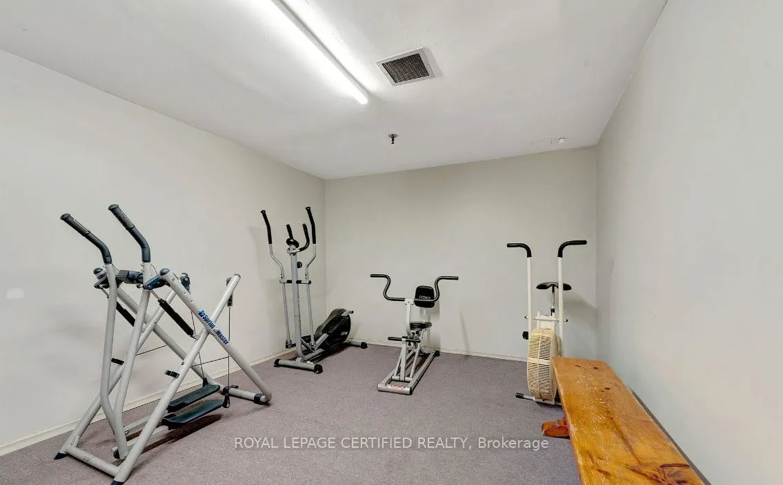 225 Harvard Place, #1202