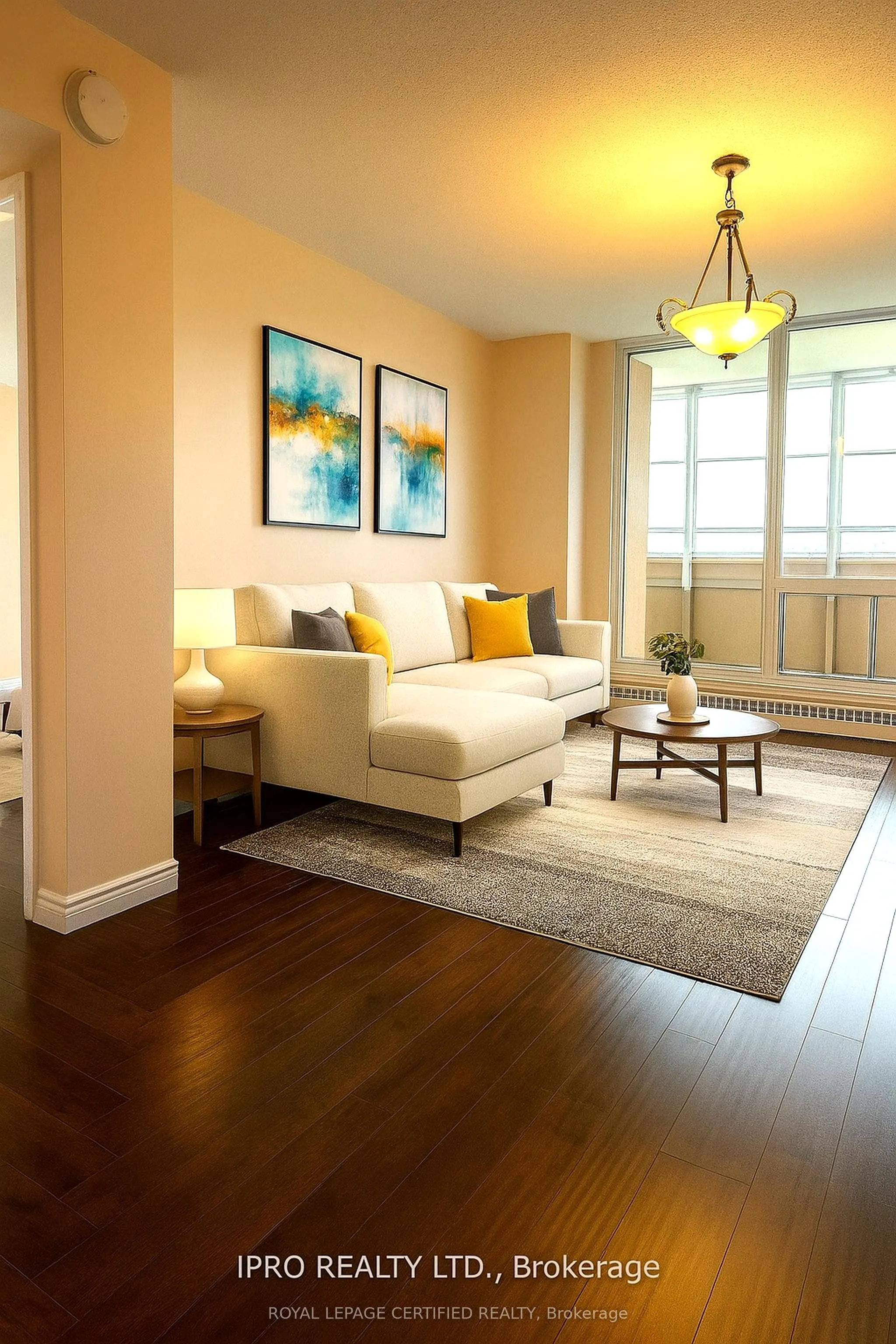 225 Harvard Place, #1202