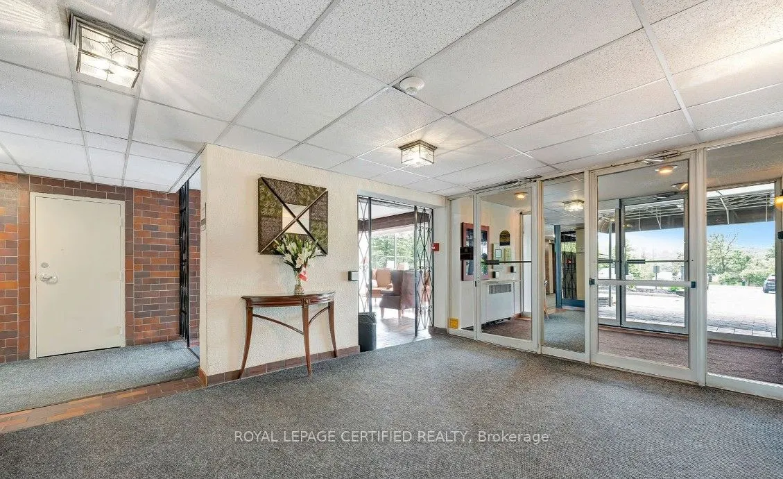 225 Harvard Place, #1202