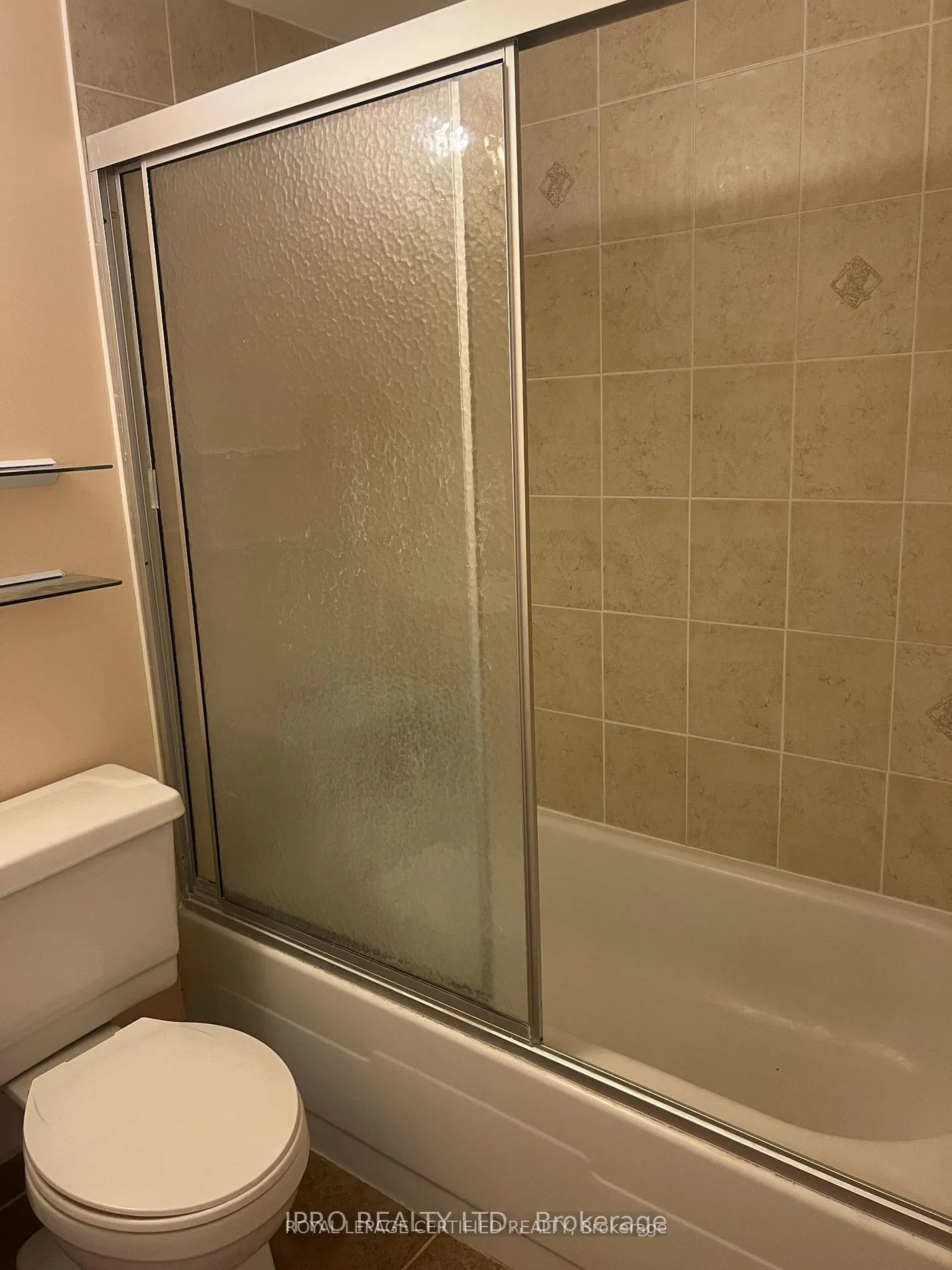 225 Harvard Place, #1202