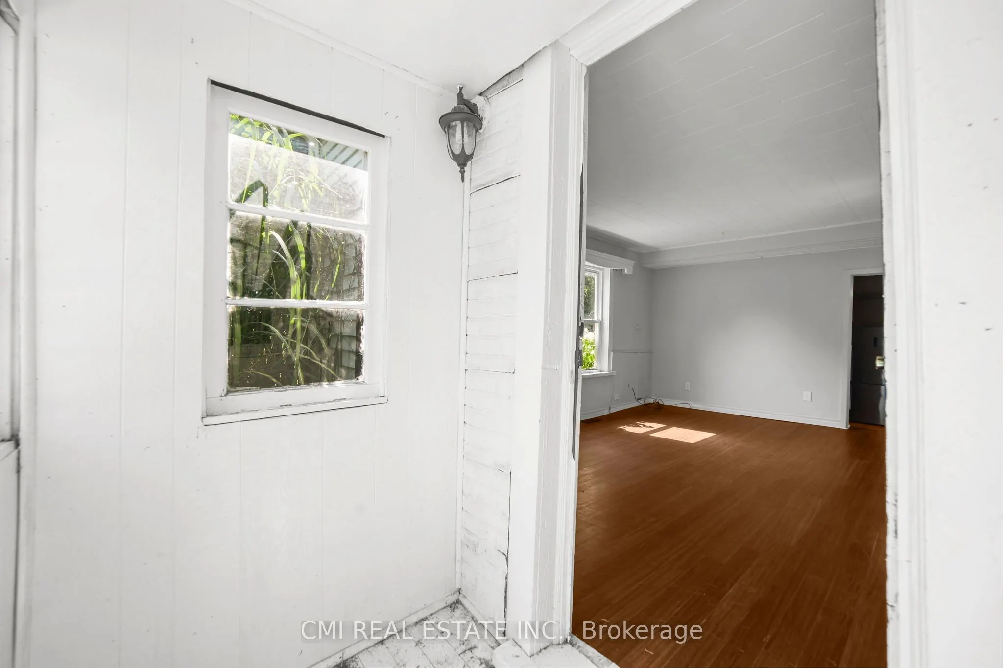 120 Second Avenue E
