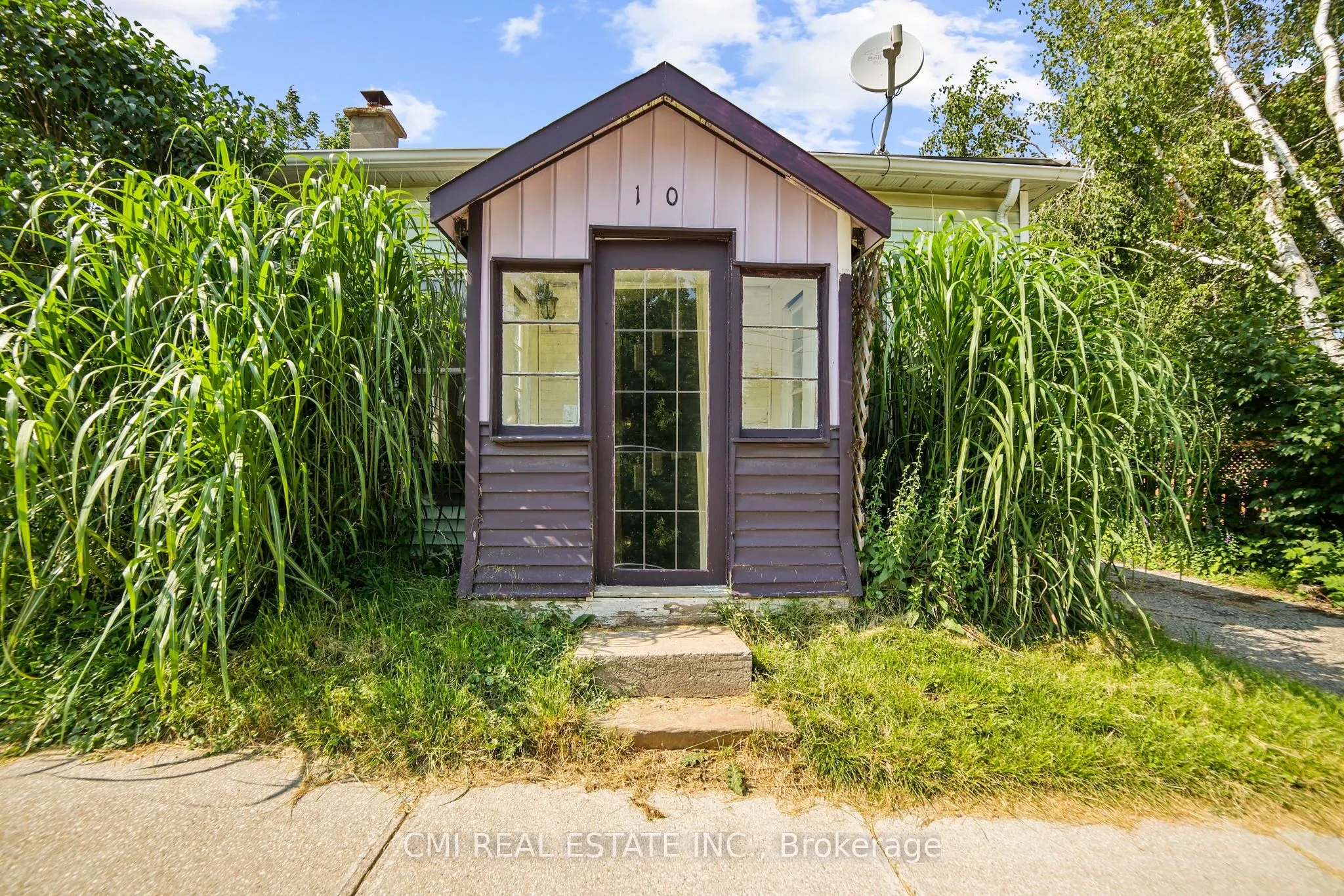 120 Second Avenue E