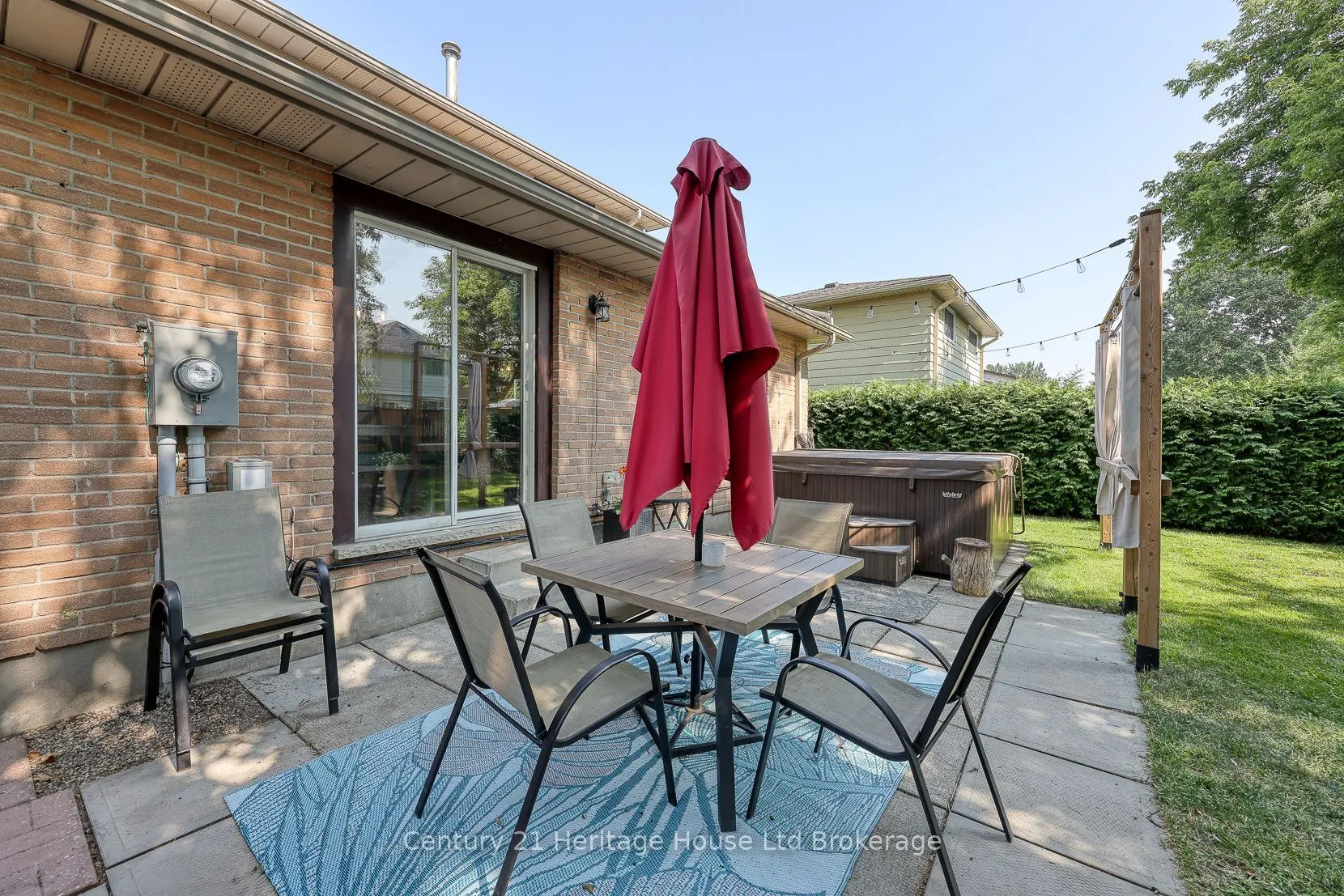 9 Edmunds Crescent