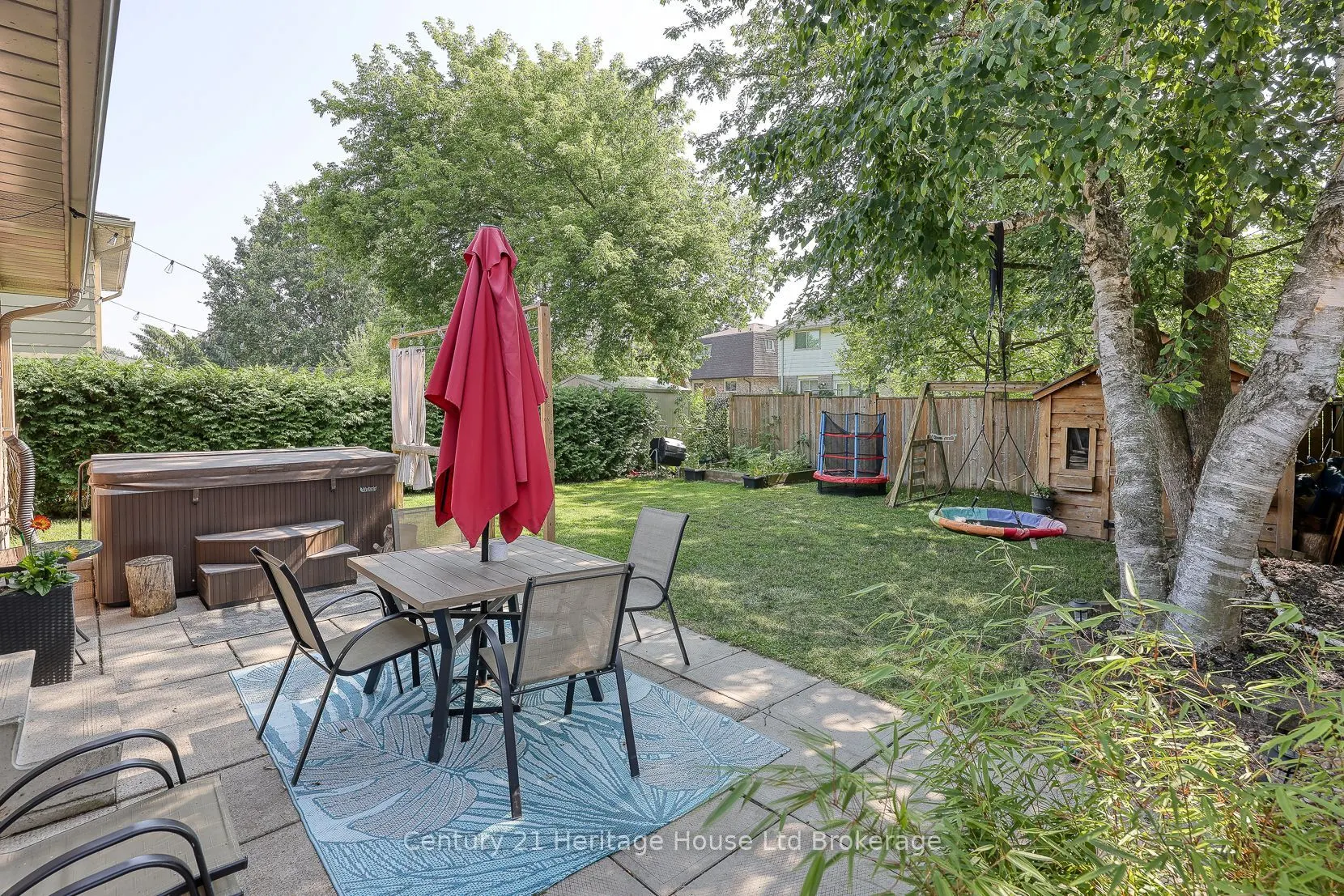 9 Edmunds Crescent