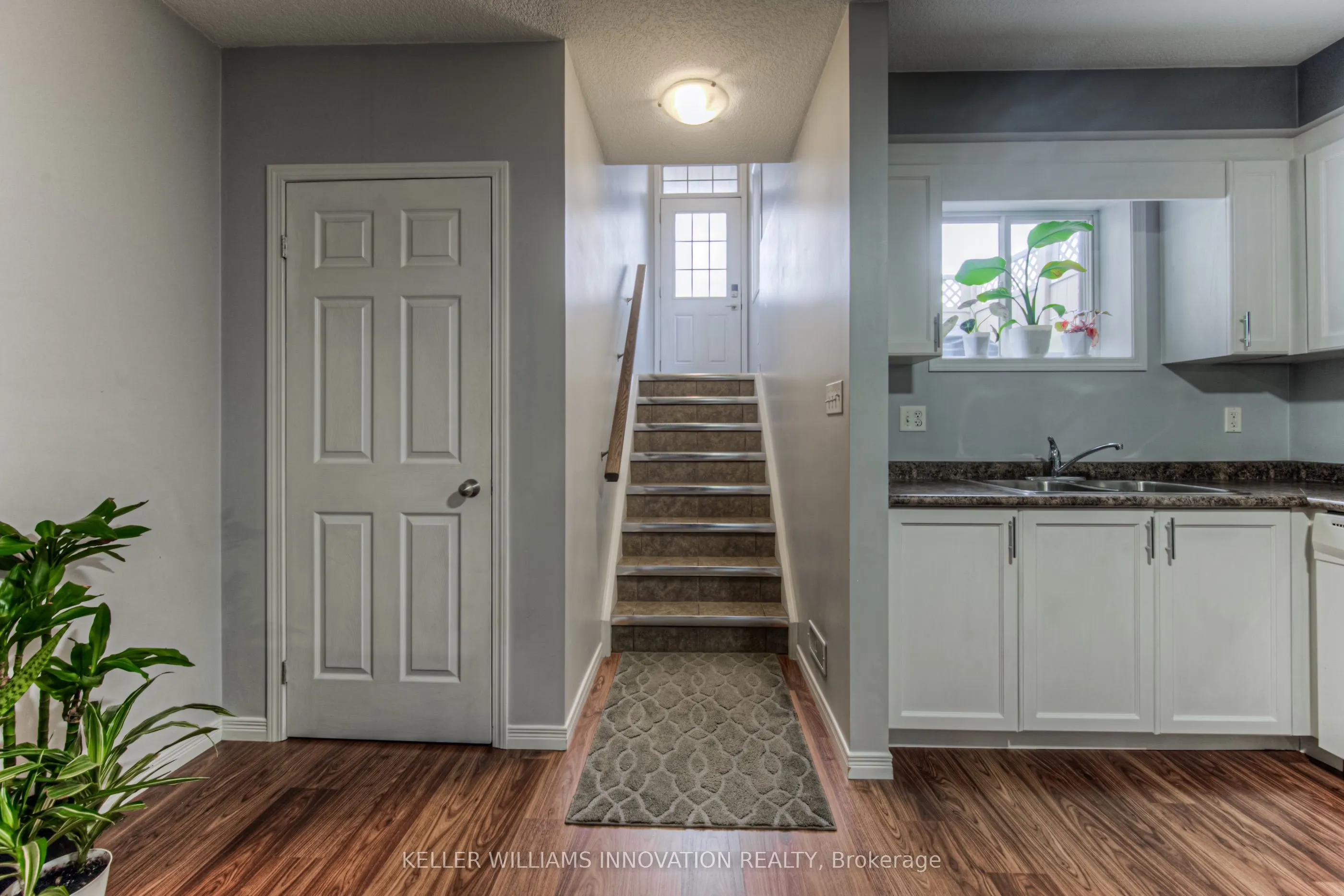 1941 Ottawa Street S, #15A
