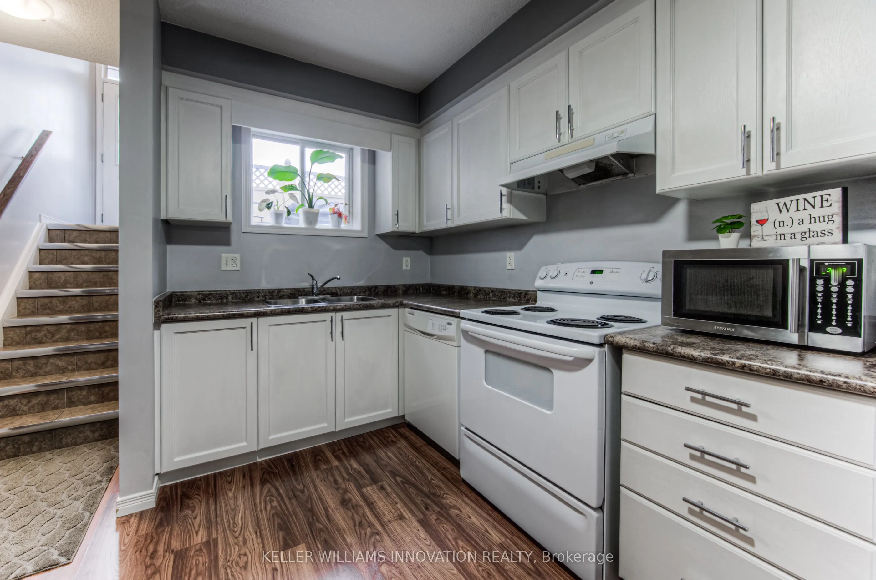 1941 Ottawa Street S, #15A