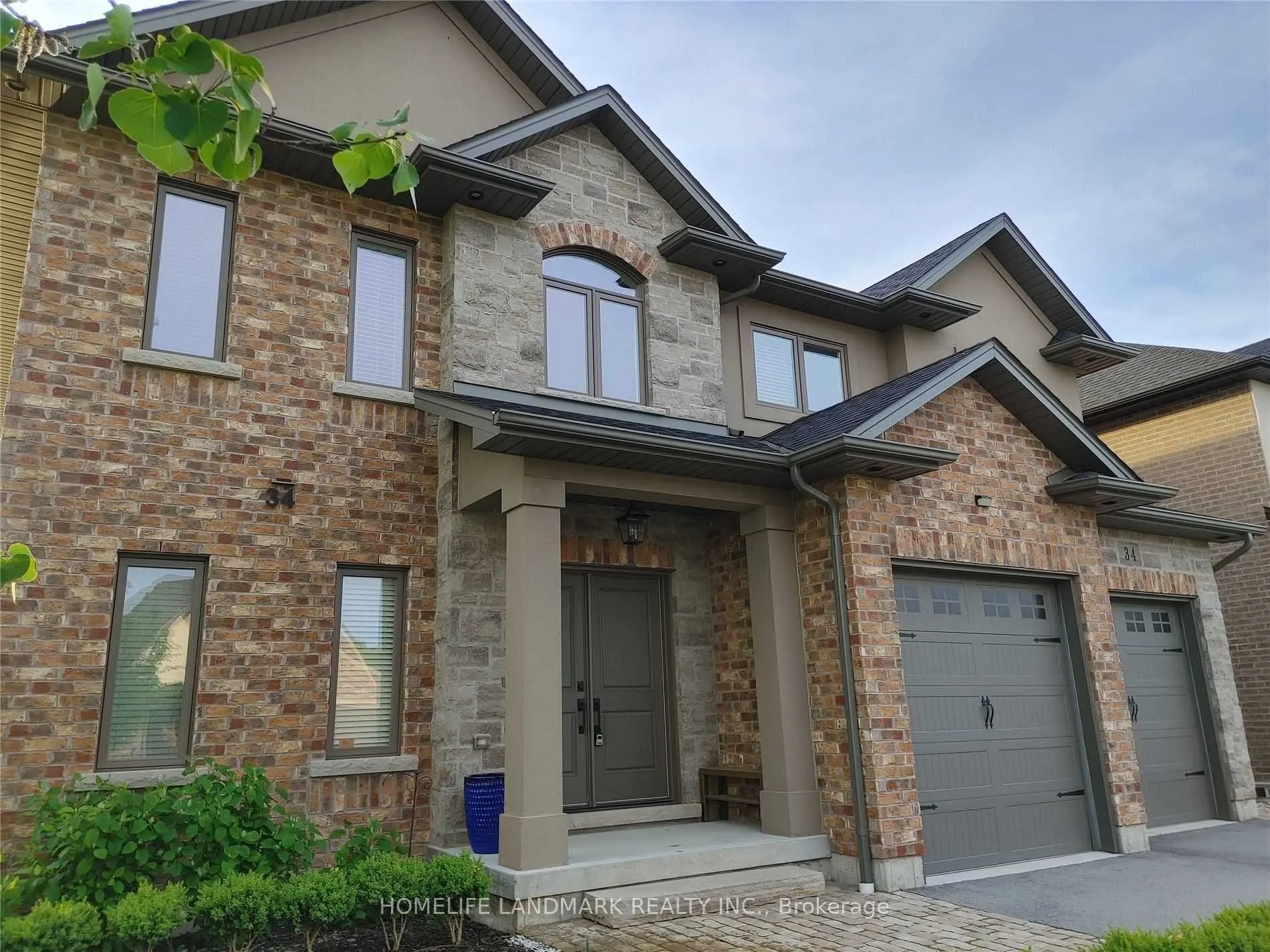 34 Forest Ridge Court