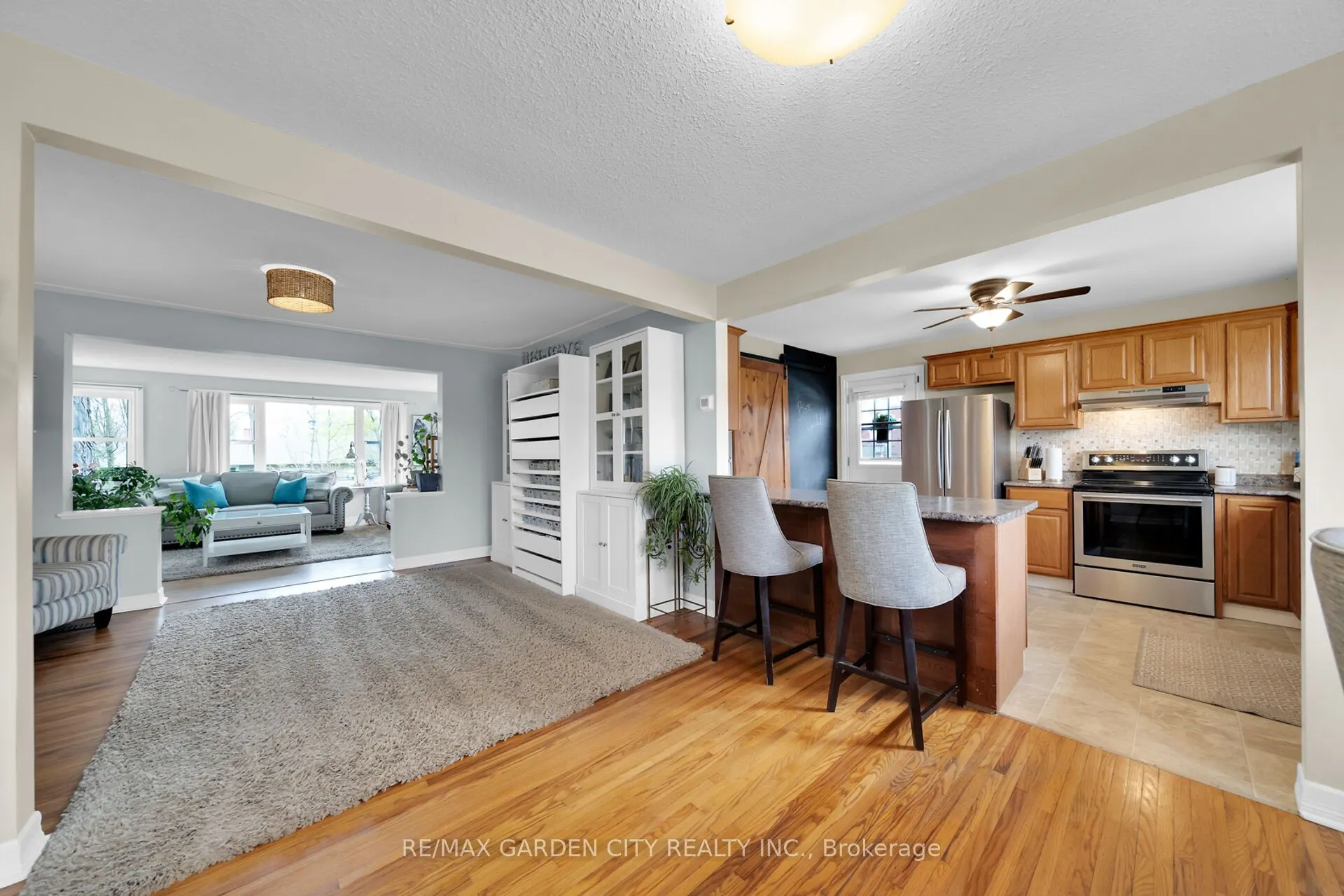 4165 WILLIAM Street