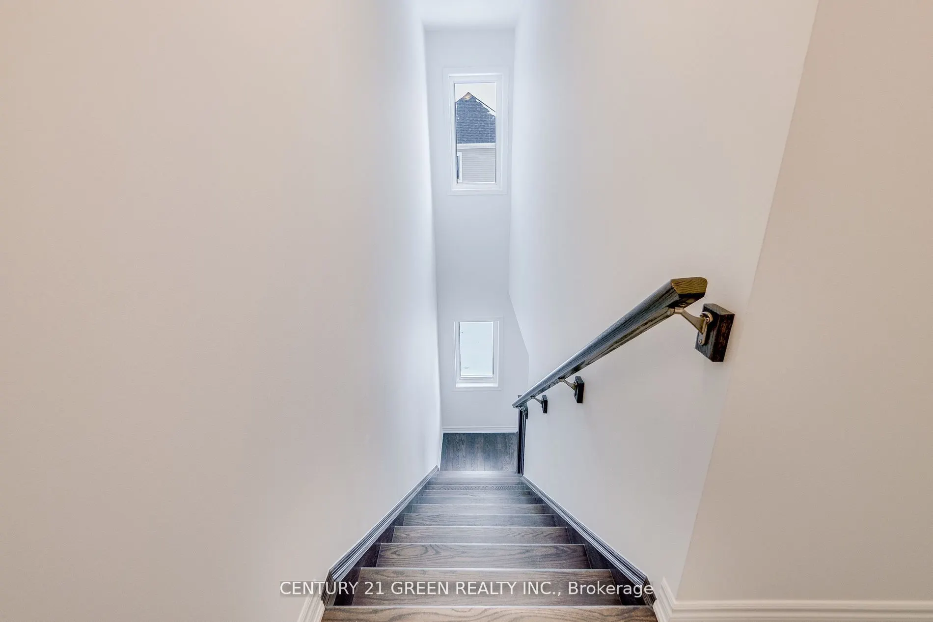 64 Histand Trail