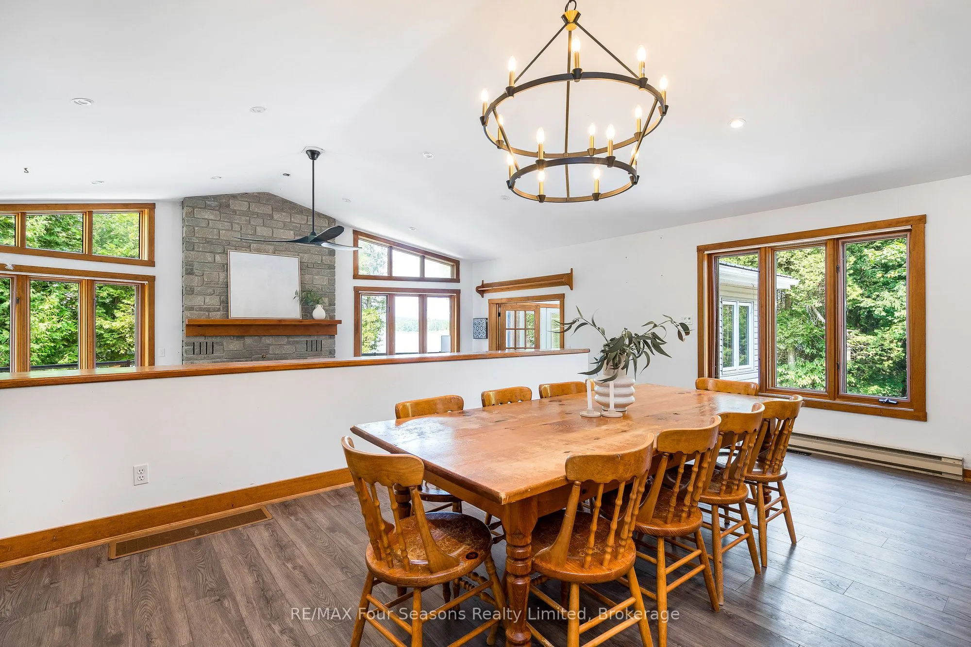 188 Highpoint Crescent