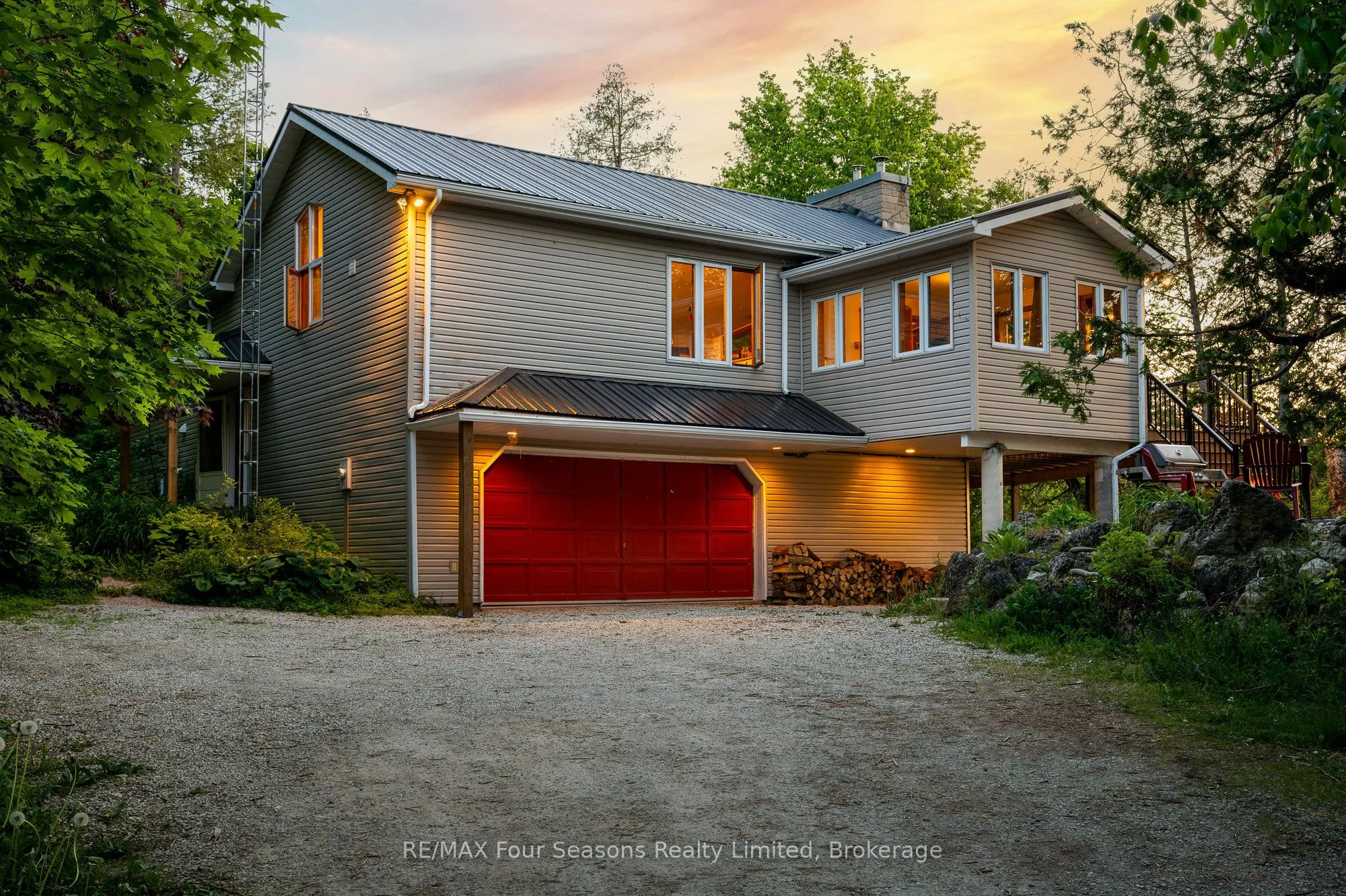 188 Highpoint Crescent