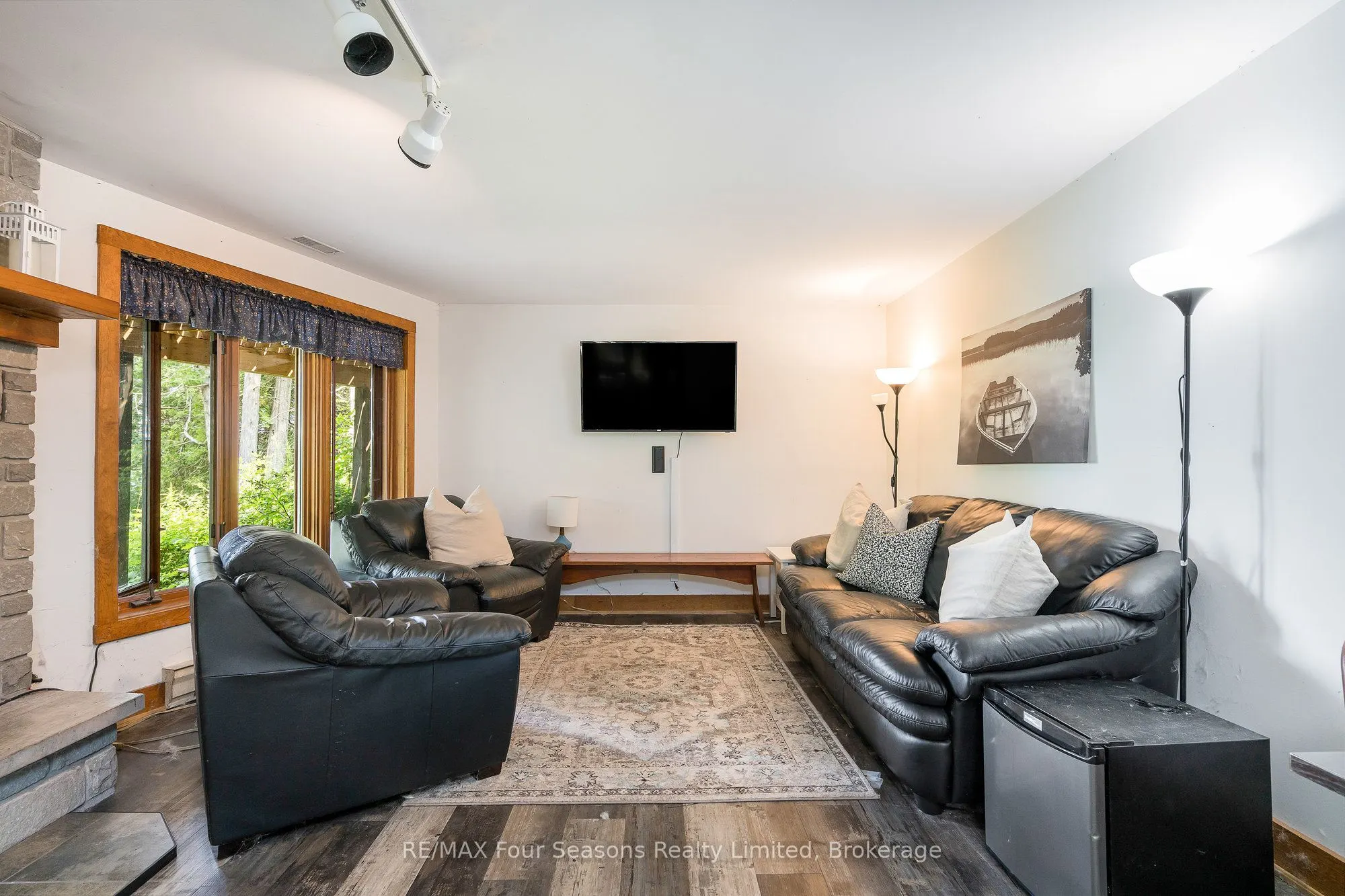 188 Highpoint Crescent