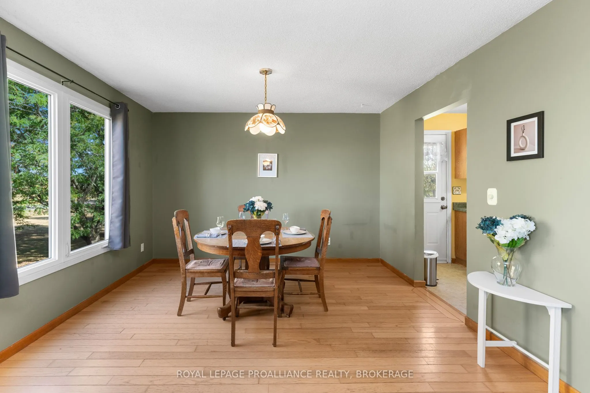 4328 Wilmer Road