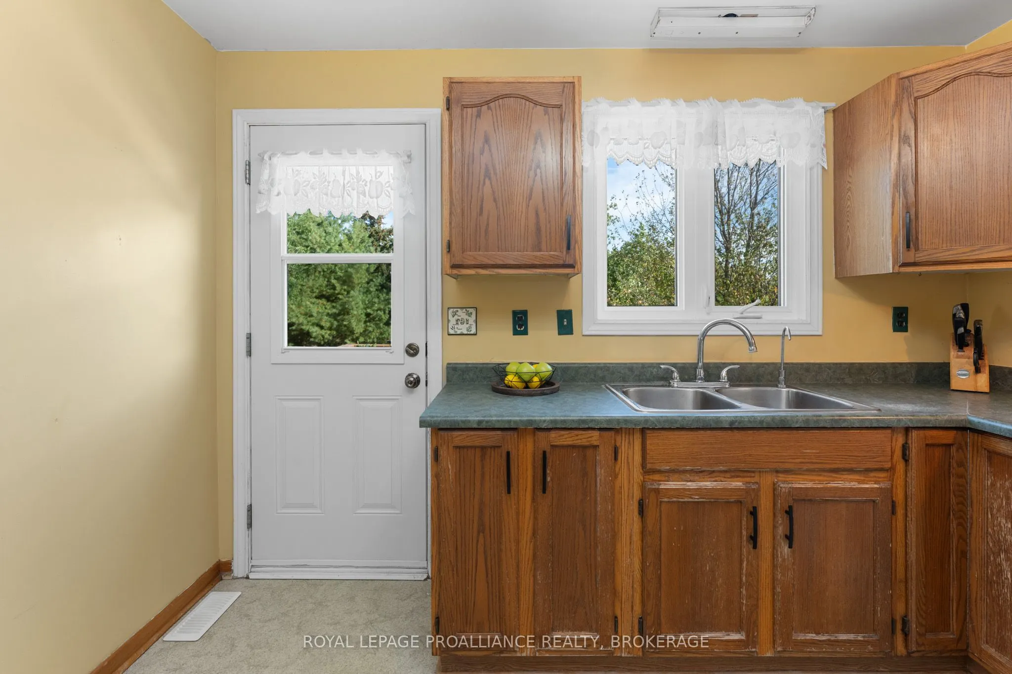 4328 Wilmer Road