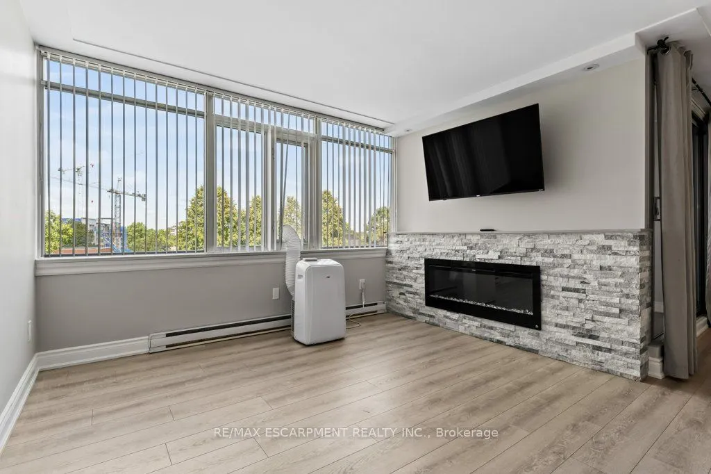 40 Harrisford Street, #305