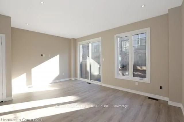 21 Walters Lane