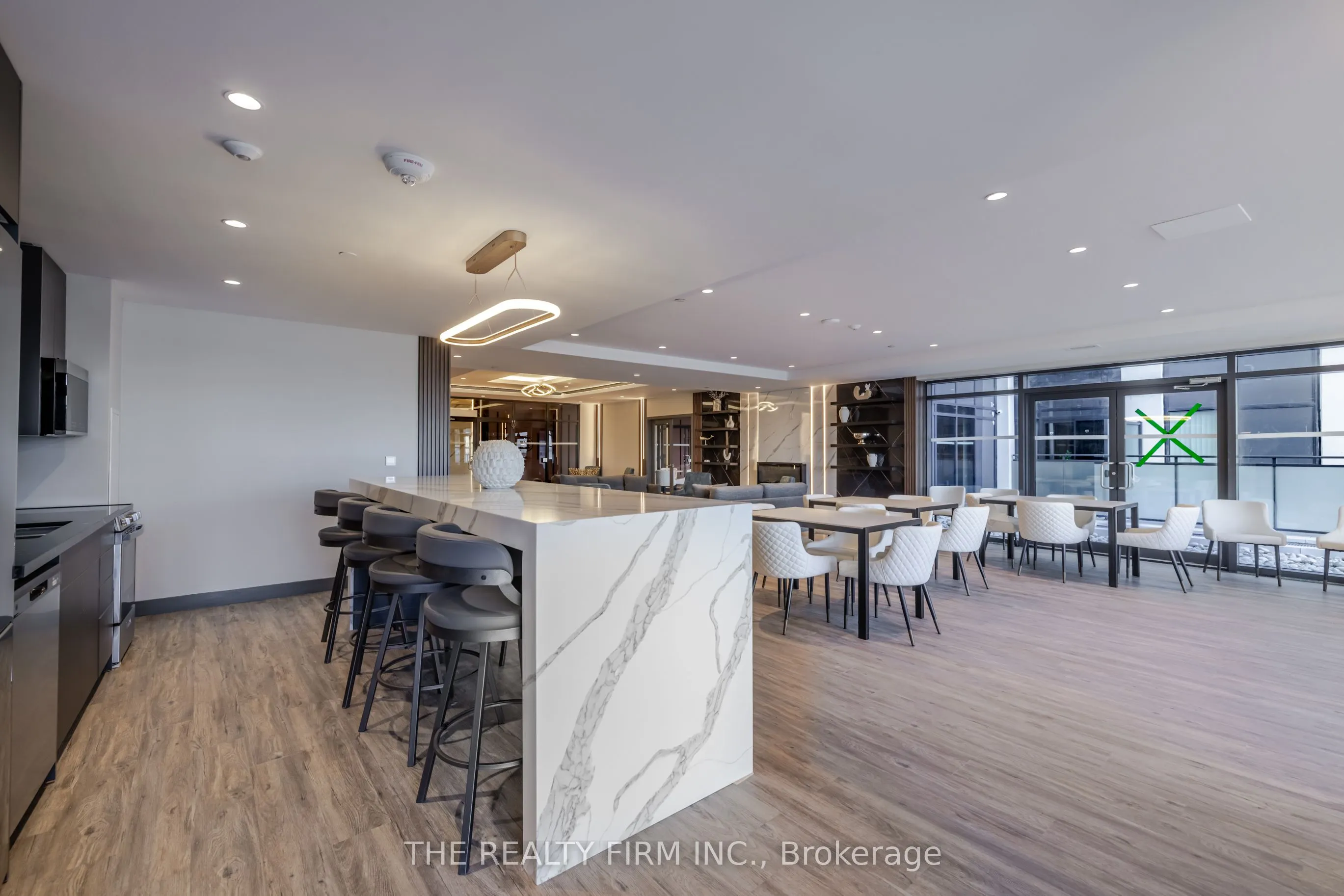 375 South Street, #405