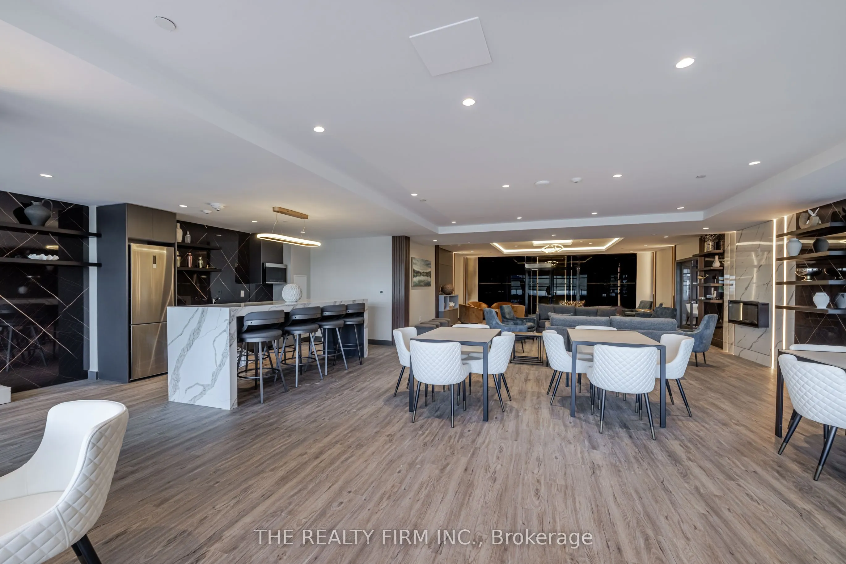 375 South Street, #405
