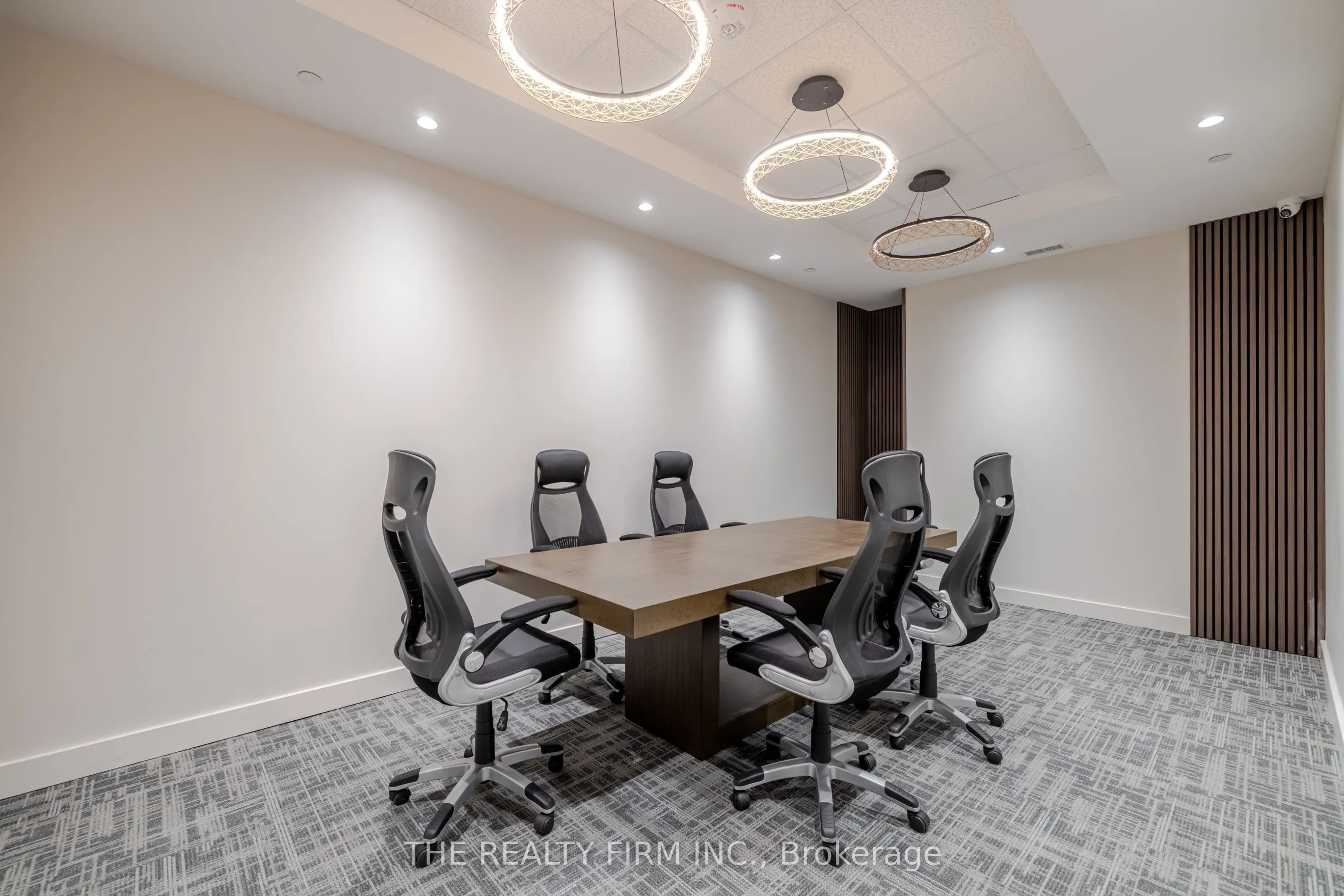 375 South Street, #608