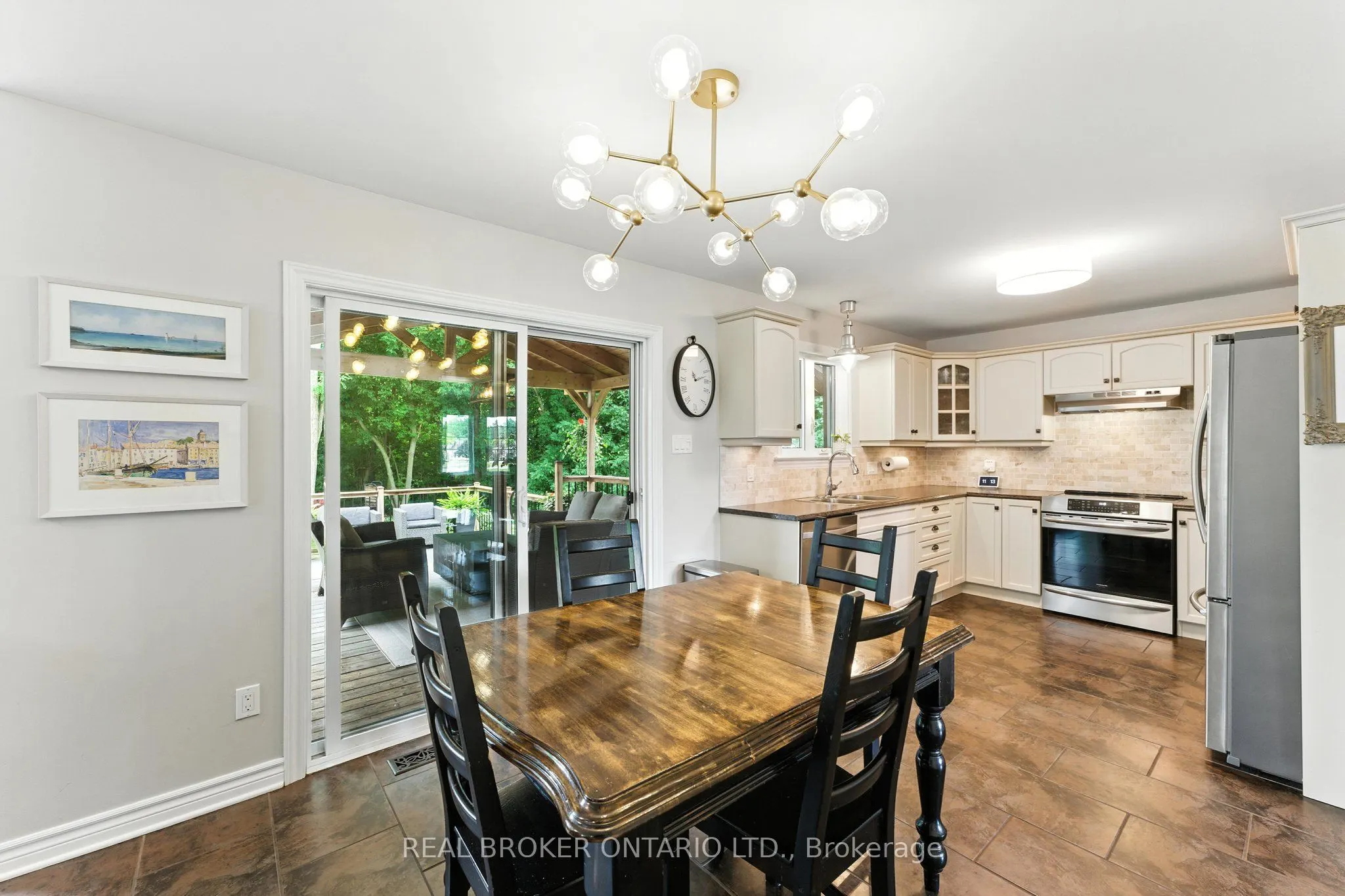 1768 Coleman Crescent