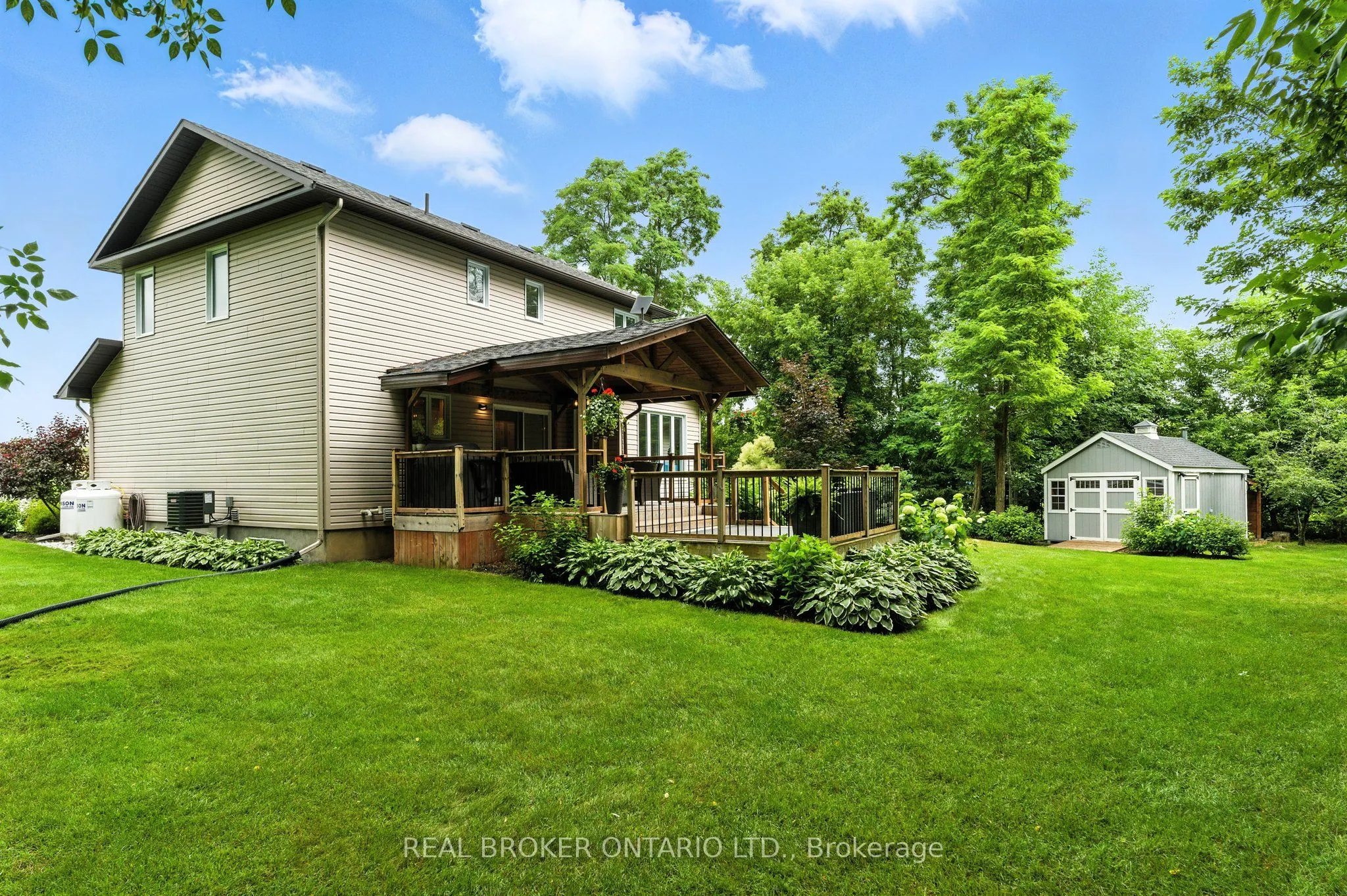 1768 Coleman Crescent