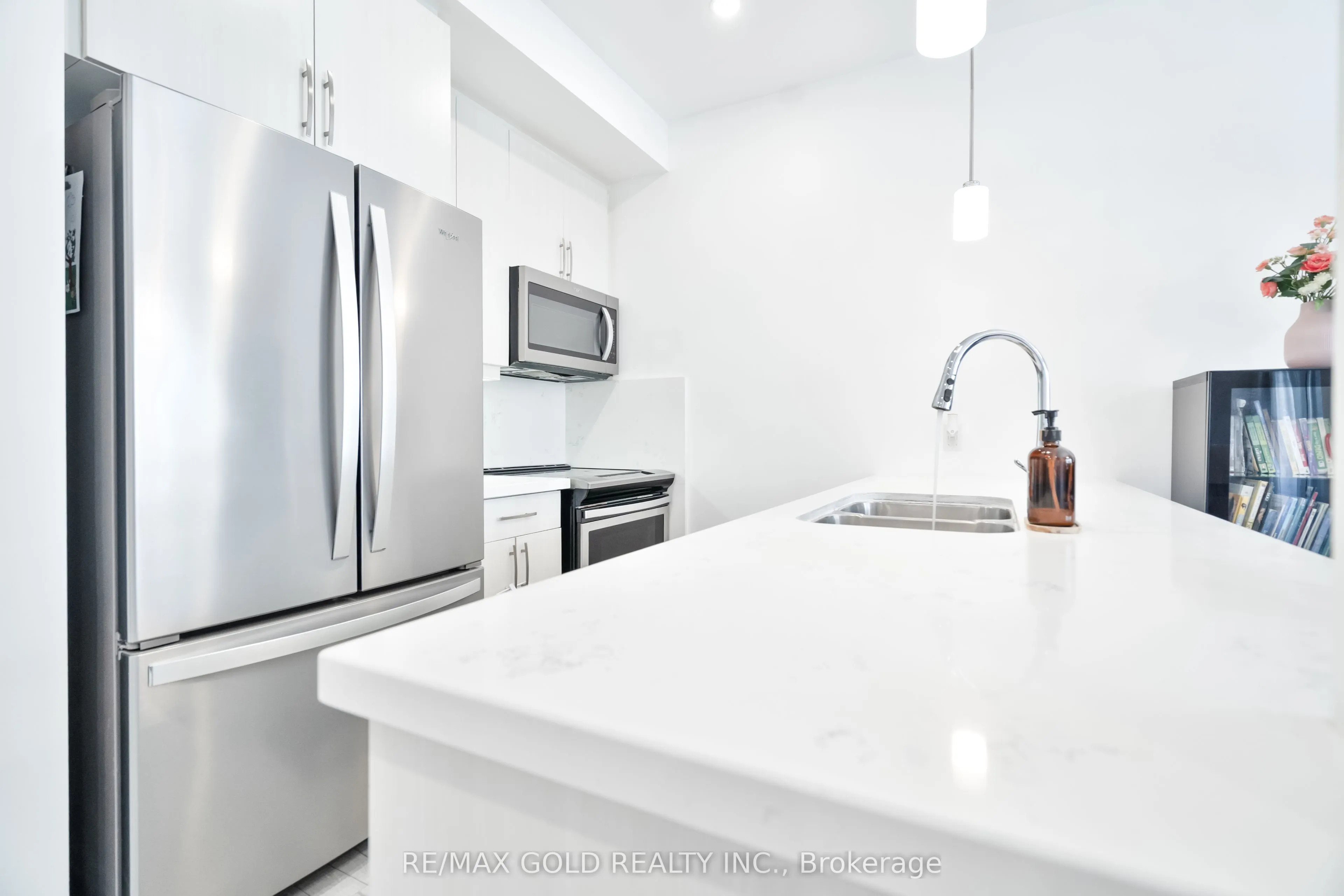 33 Jarvis Street, #12