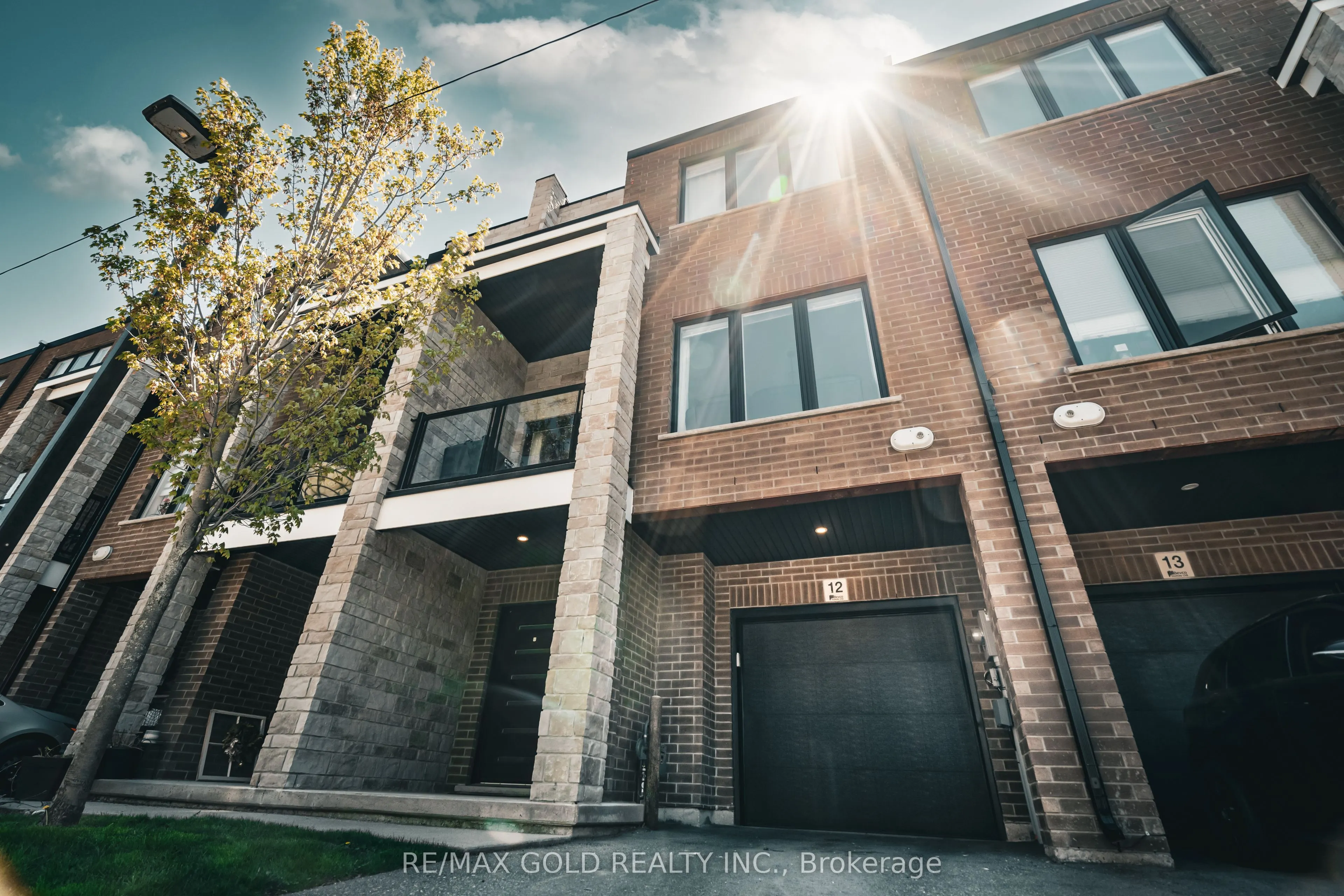 33 Jarvis Street, #12
