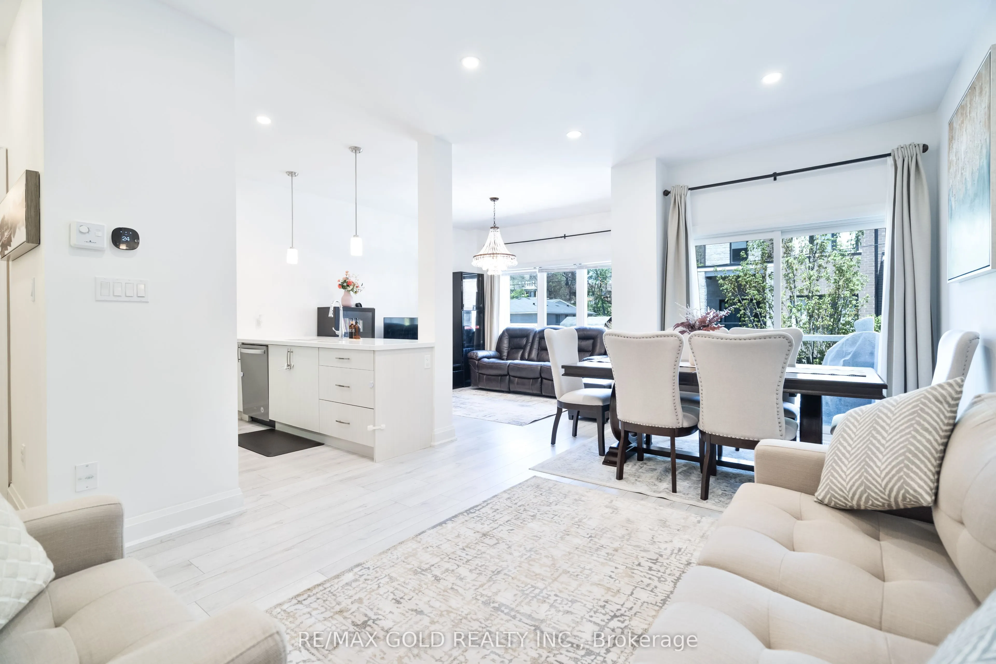 33 Jarvis Street, #12