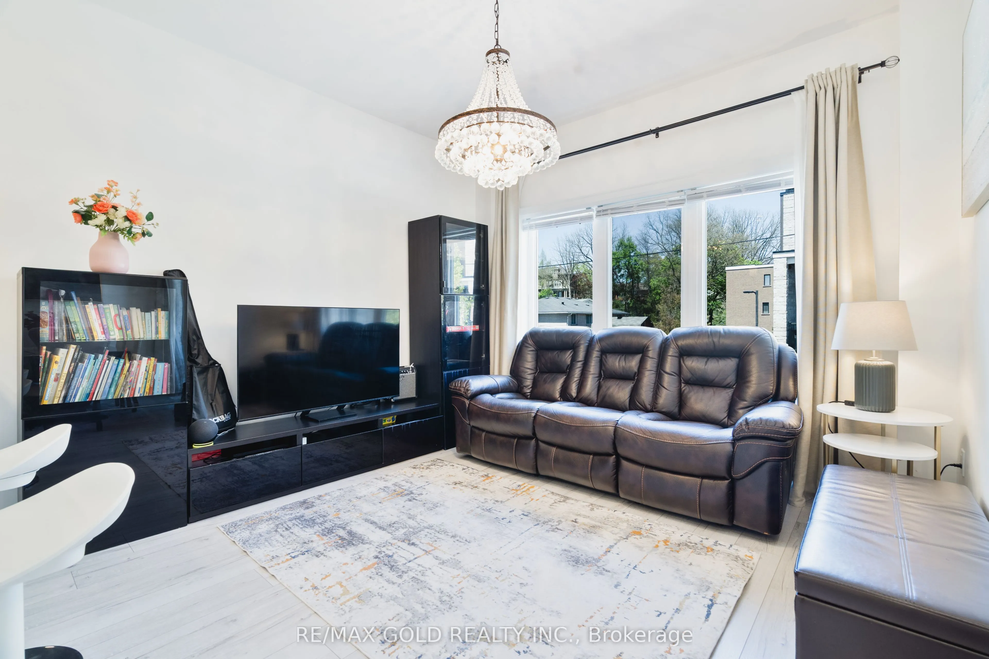 33 Jarvis Street, #12