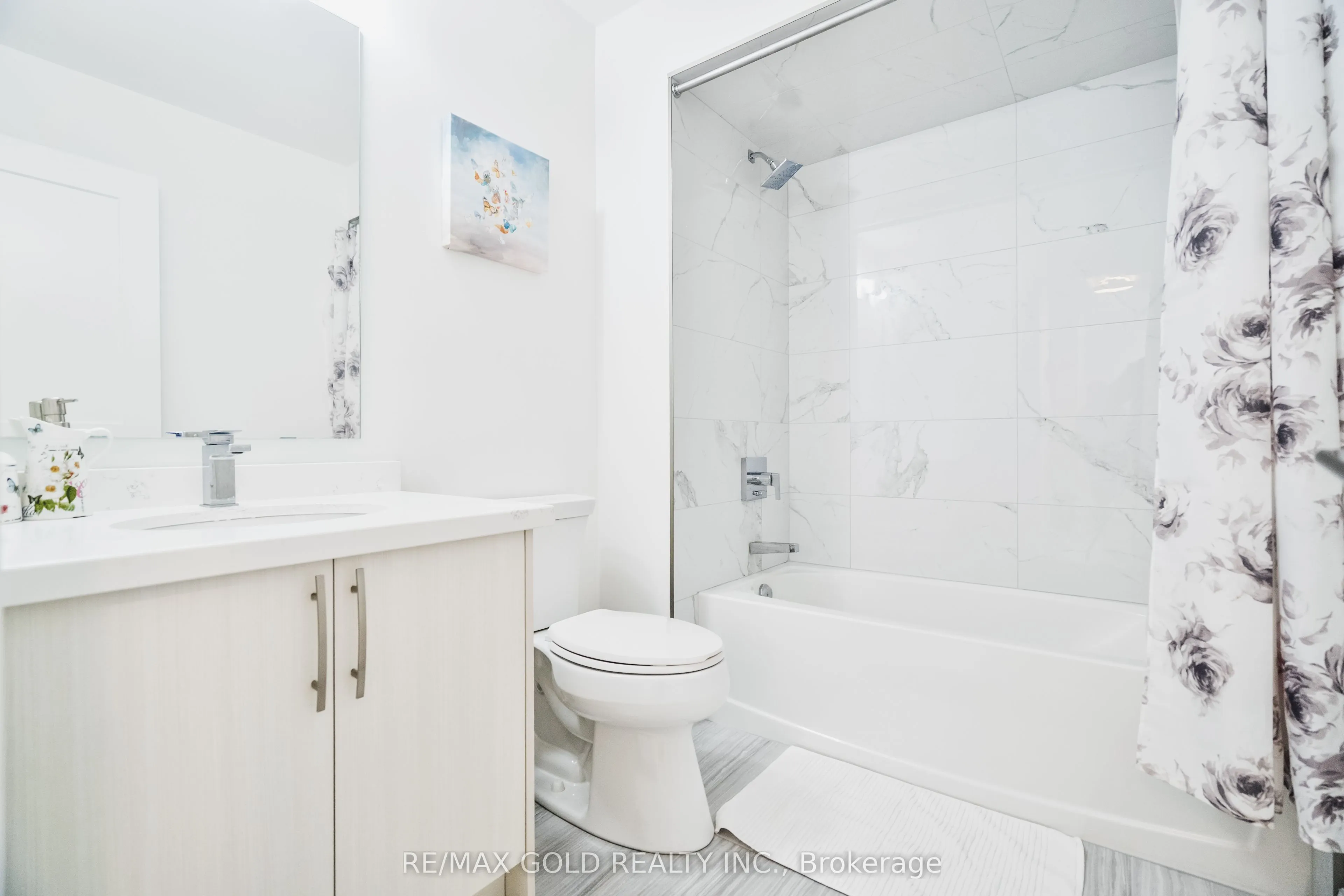 33 Jarvis Street, #12