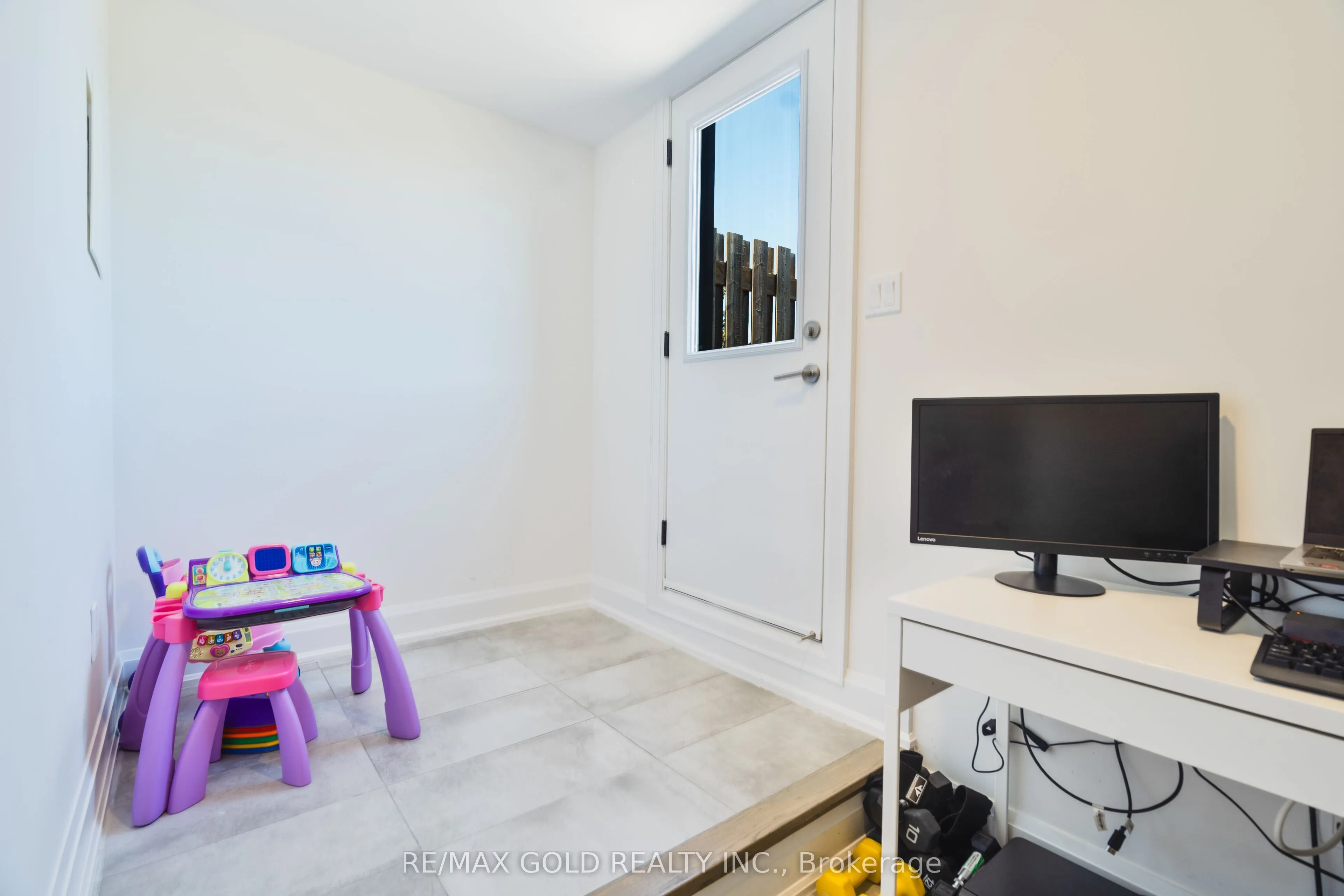 33 Jarvis Street, #12