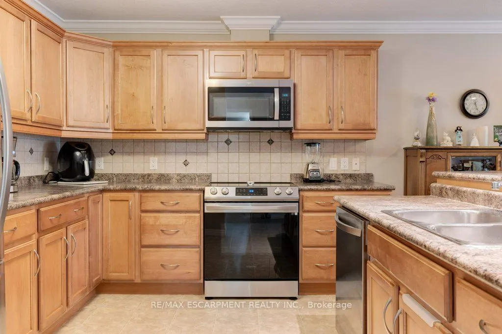 601 Conklin Road, #17