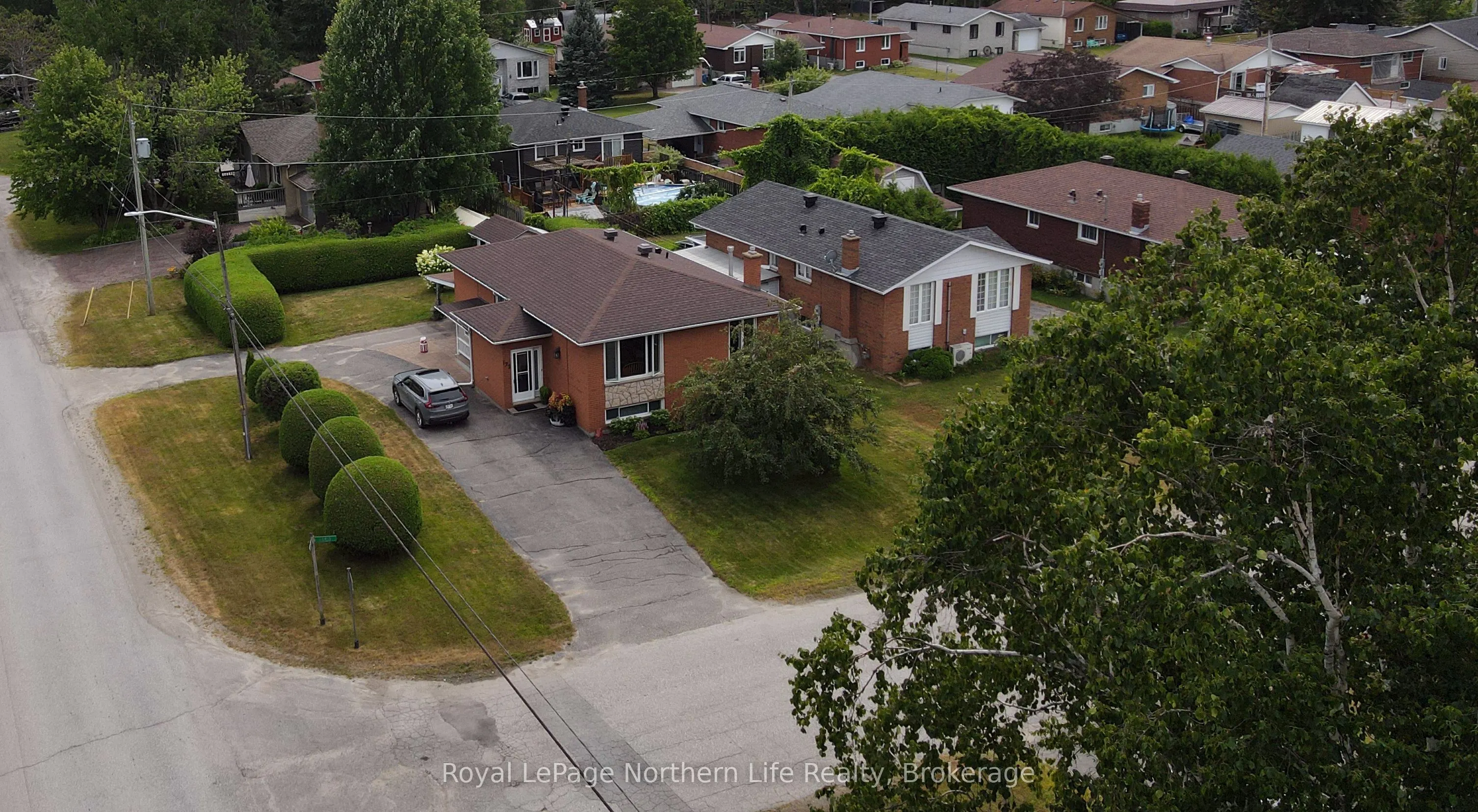 132 Levis Street