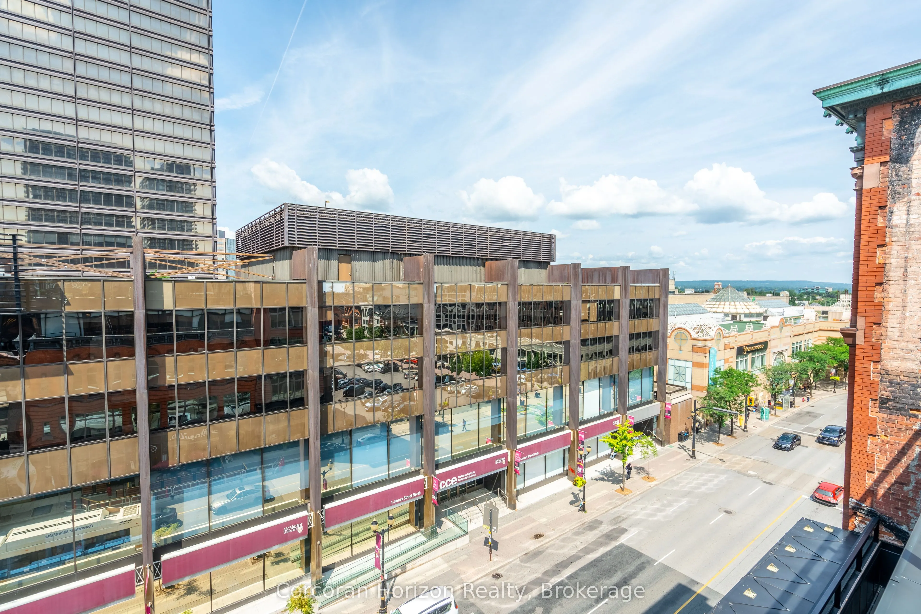12 JAMES Street N, #302
