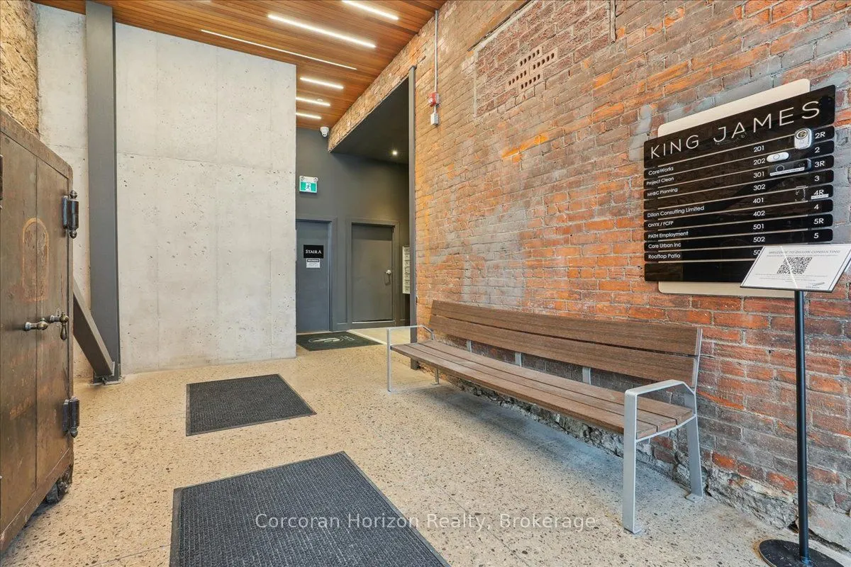 12 JAMES Street N, #302