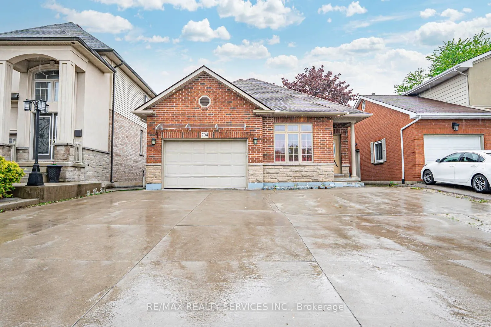 704 Stone Church Road E