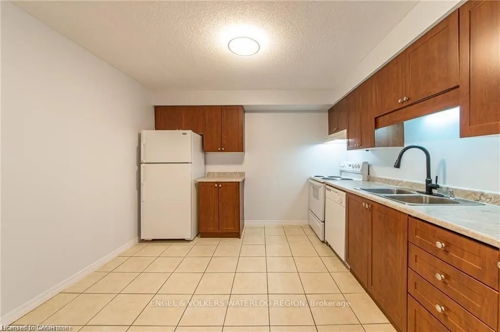 55 Green Valley Drive, #1804