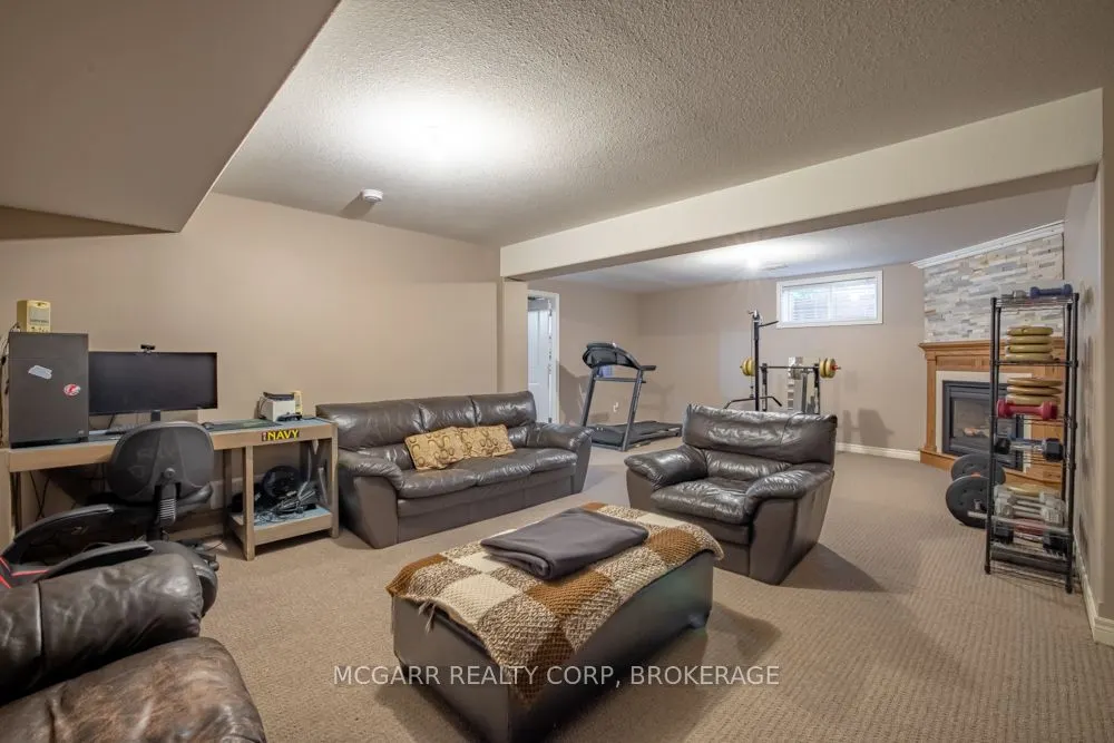 38 Nicholas Drive