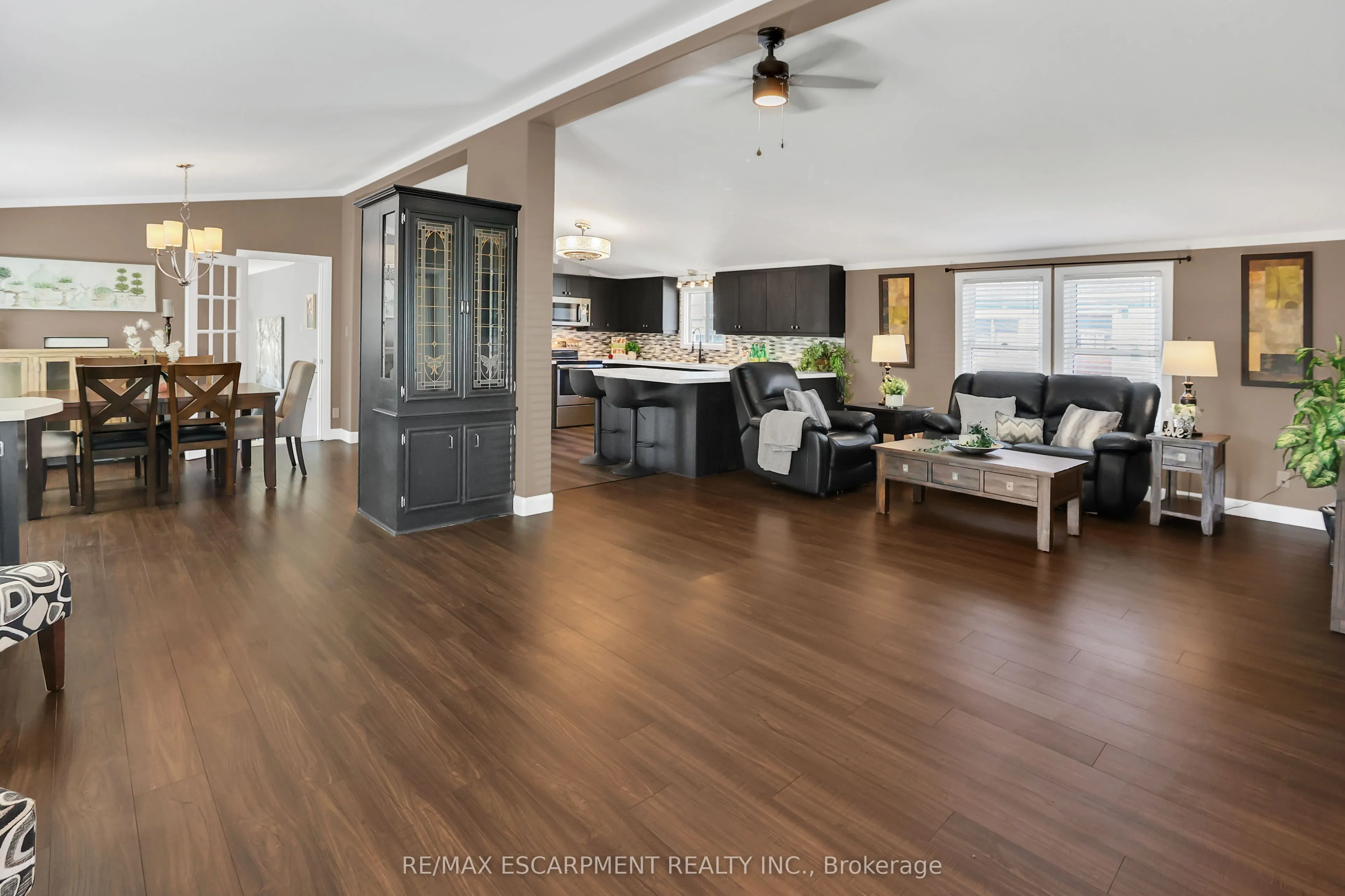 4450 Timothy Lane