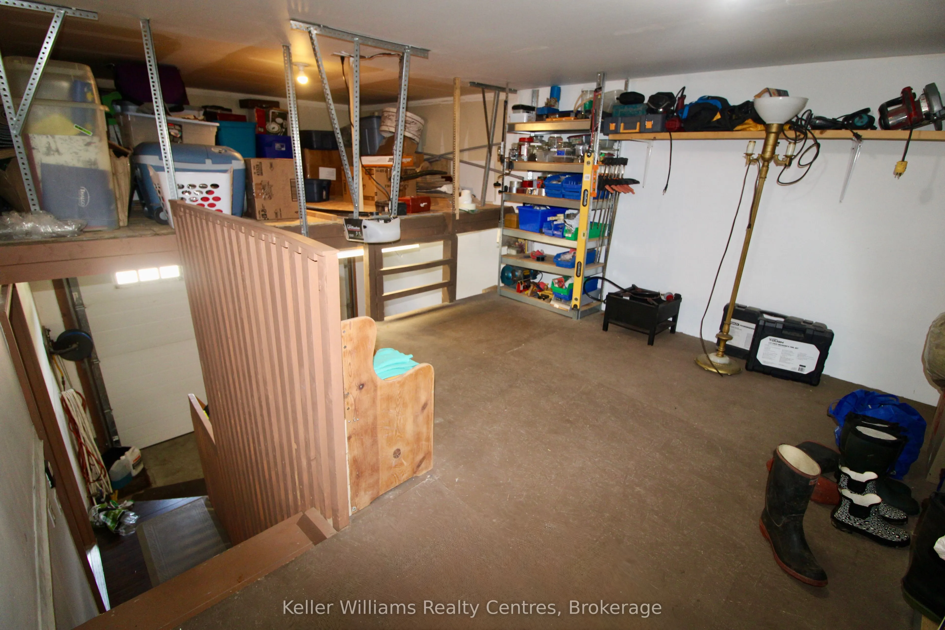 275 South Street E