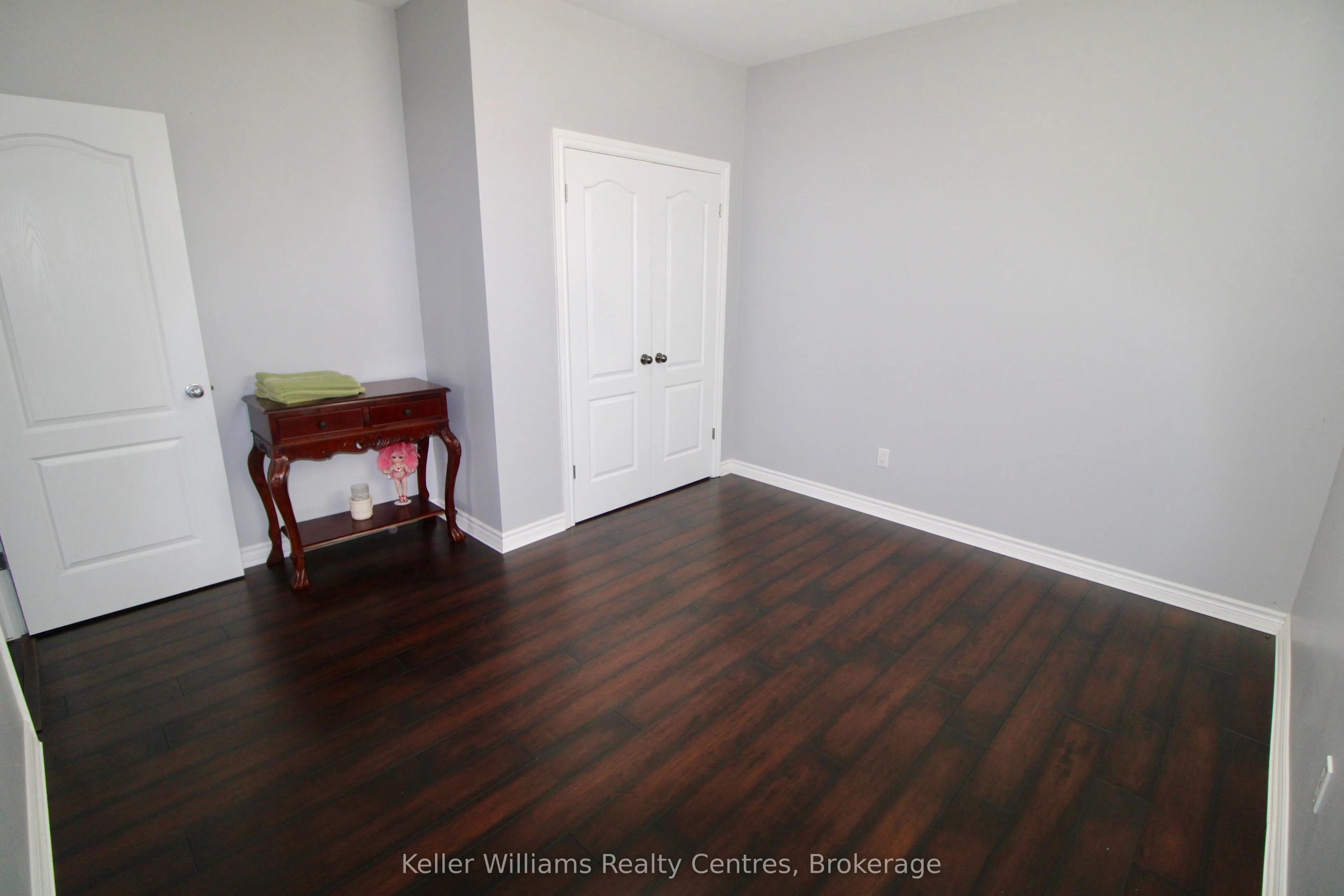 275 South Street E