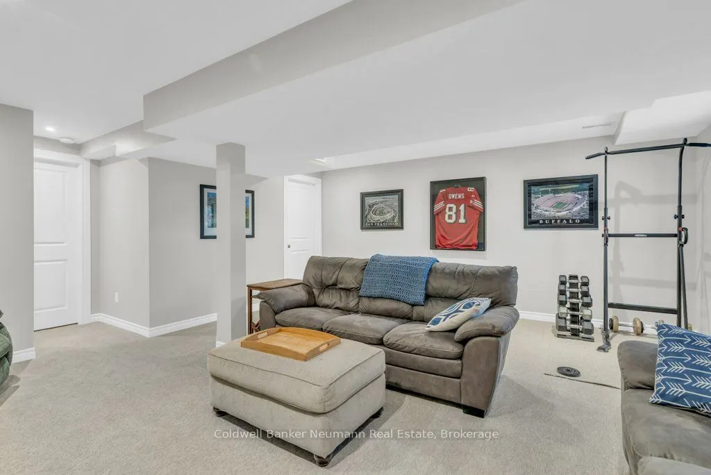 14 Jeffrey Drive