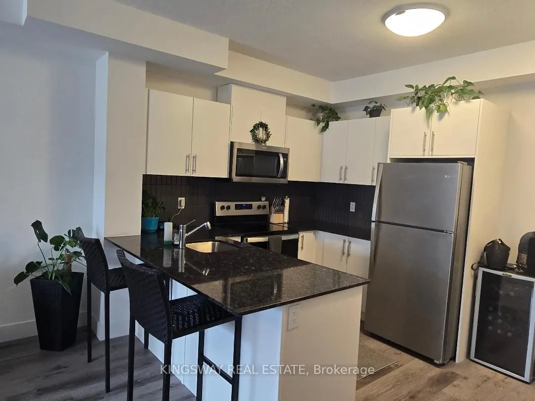 1101 Lackner Place, #201