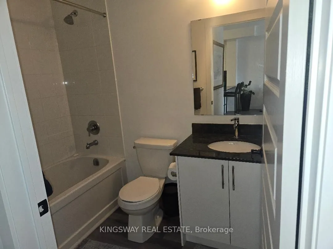 1101 Lackner Place, #201
