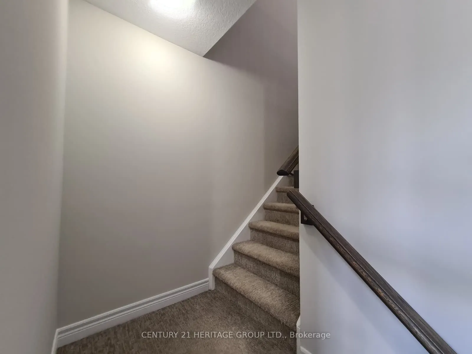 6 Snowberry Lane