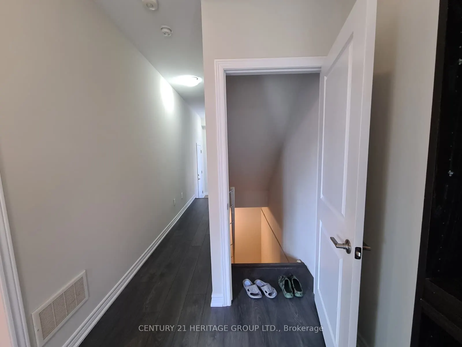 6 Snowberry Lane