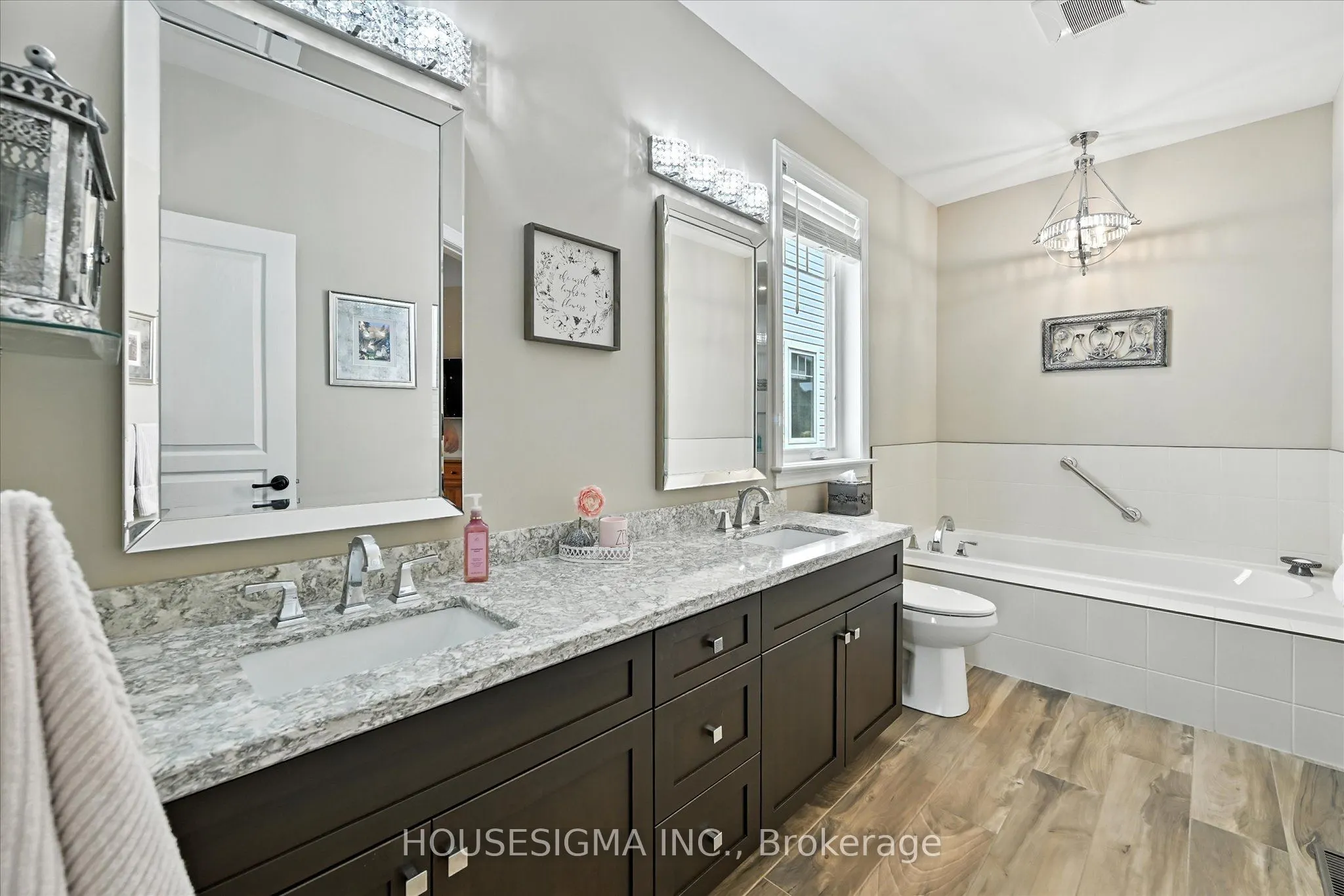 104 Anastasia Boulevard